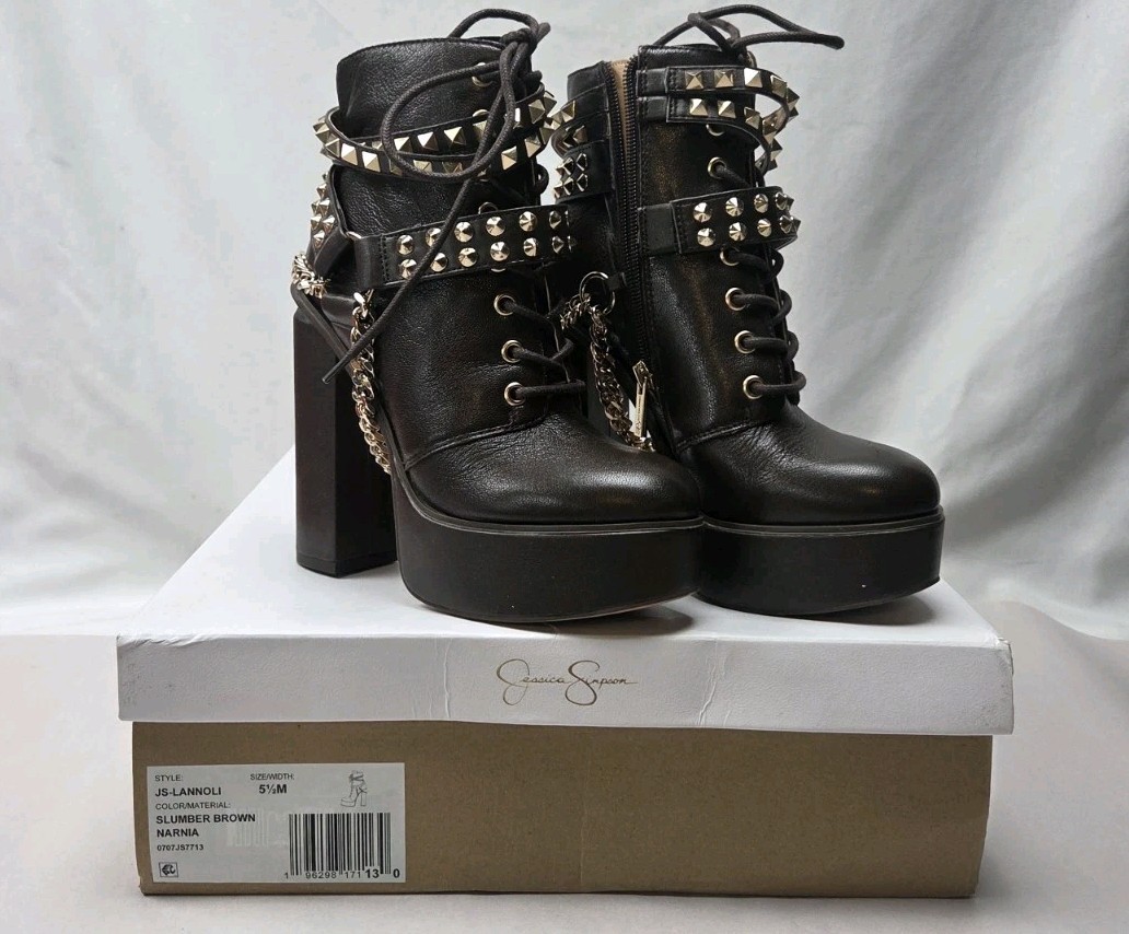 Jessica Simpson Women’s Lannoli Leather Studded Boots Size 5 1/2 M