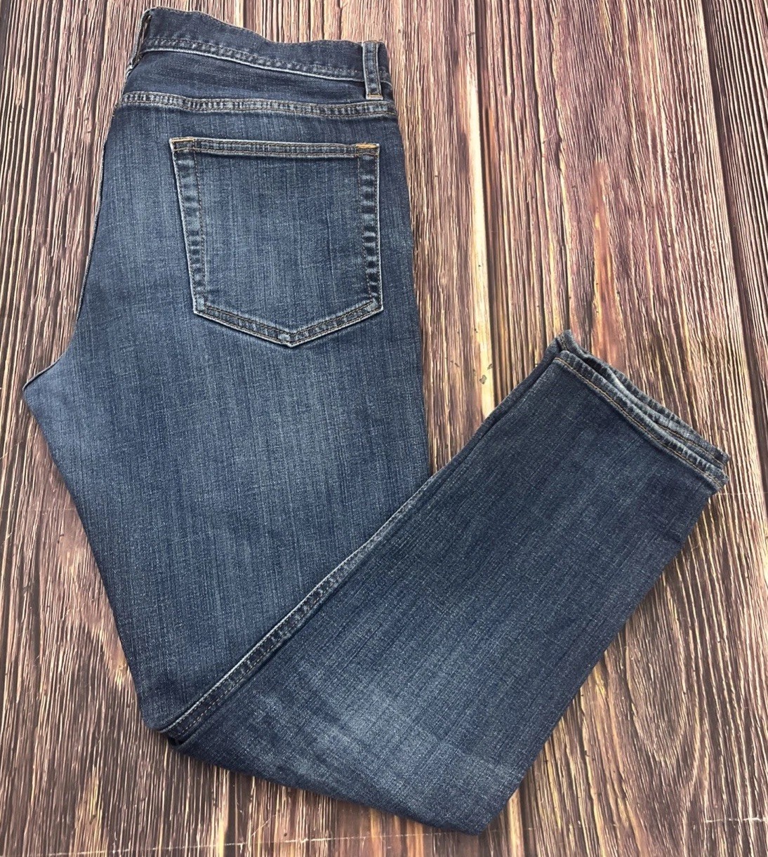 J CREW Jeans The Sutton Dark Wash Mens Size 32×30 (Measures 33×29)