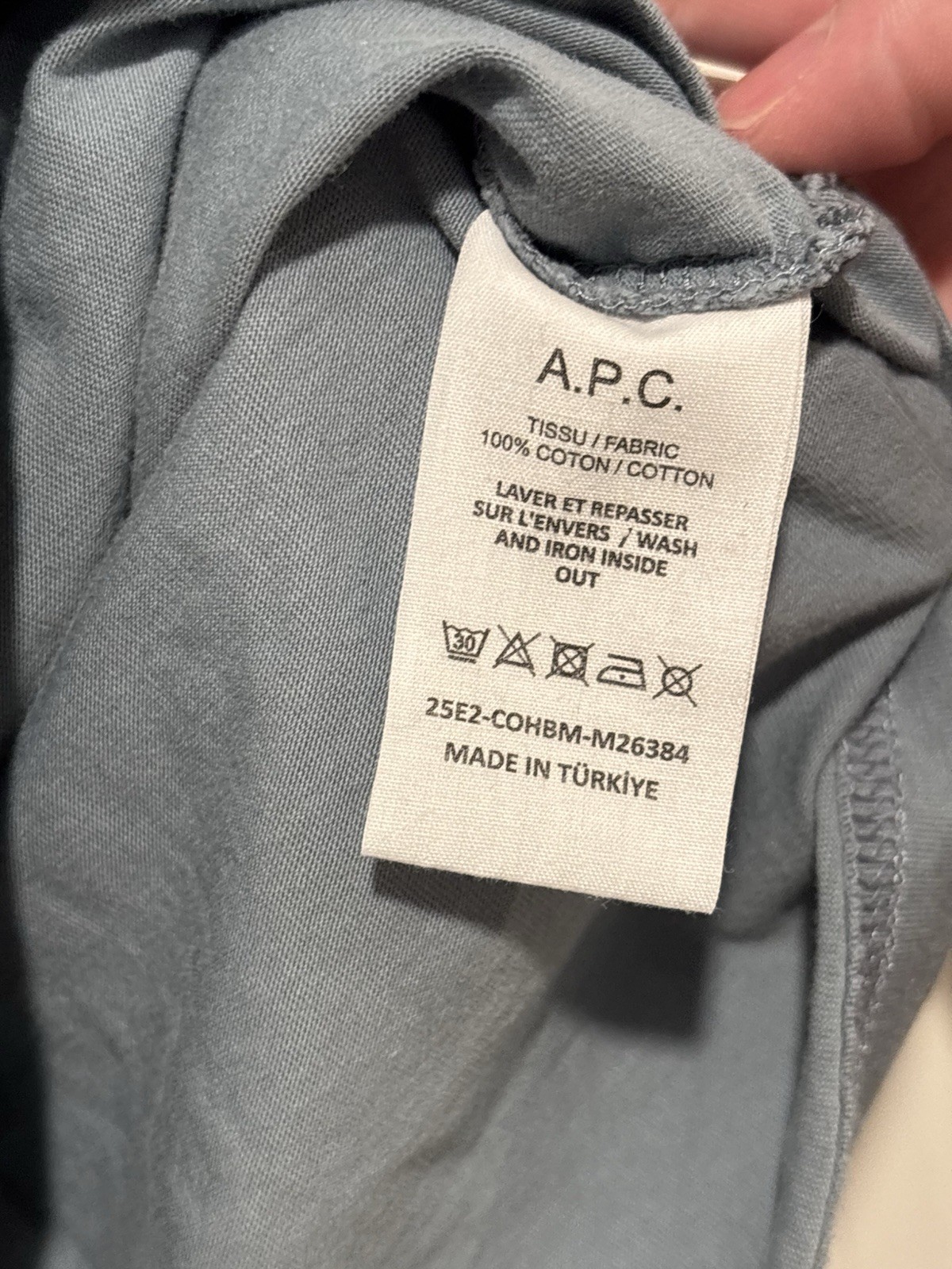 A.P.C. VPC Logo Cotton T-Shirt in Blue Large Made In Türkiye