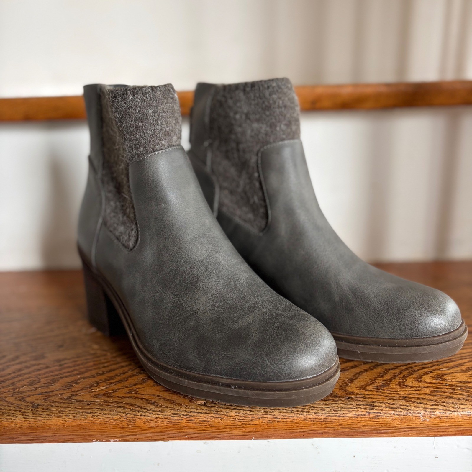 Buckle Gray Knit Panel Ankle Boots Block Heel Back Zip Size 9 NEW No Box