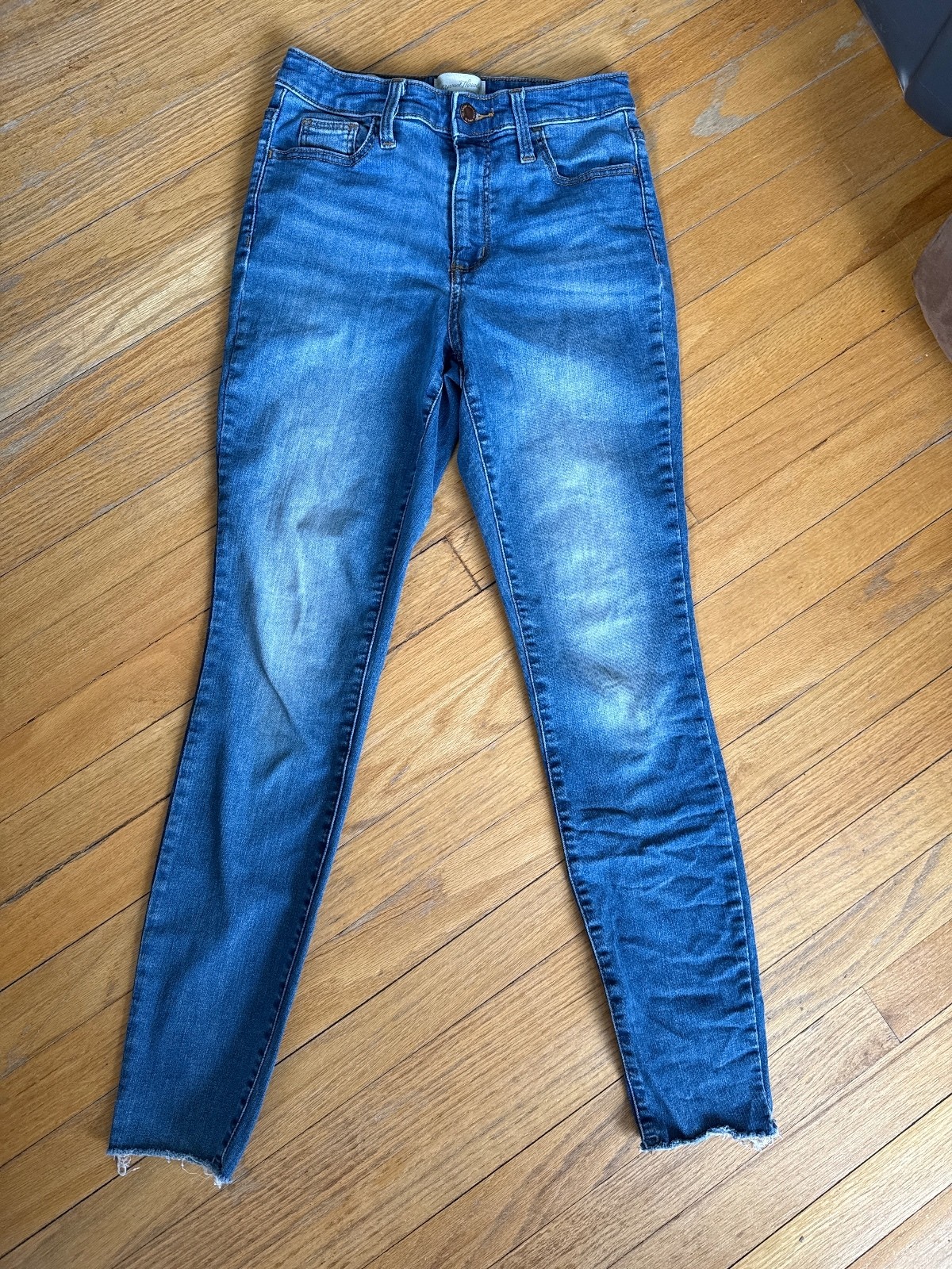 Universal Thread High Rise Skinny Jeans Size 2/26R Blue Dist