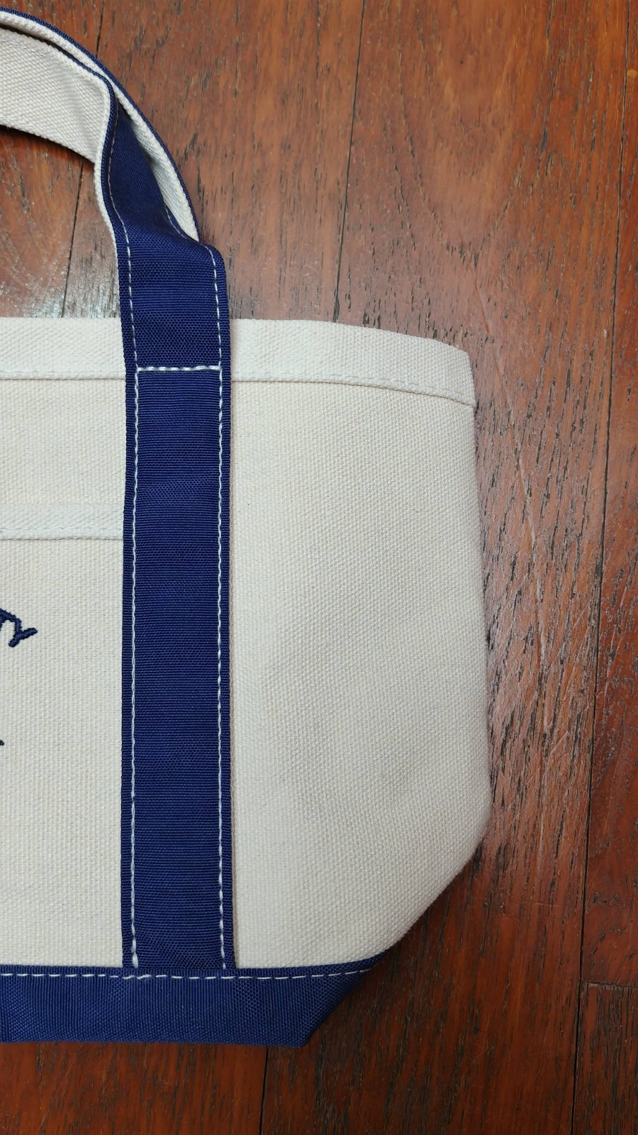 [Hello Kitty] Cute embroidery Canvas-style lunch tote