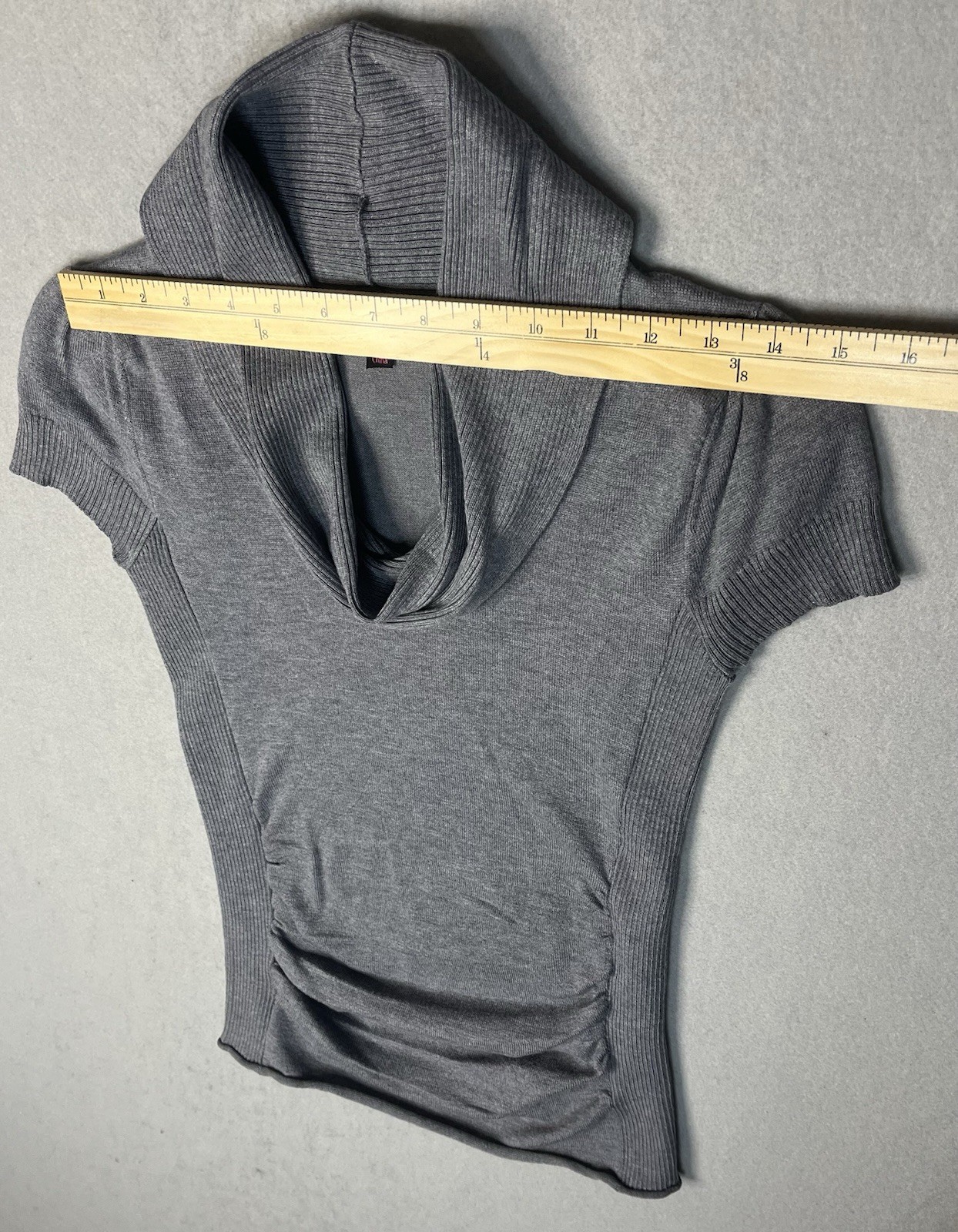 Takeout Size S Gray Turtleneck Short Sleeve Ruched Sides Knit Sweater Shirt Y2K