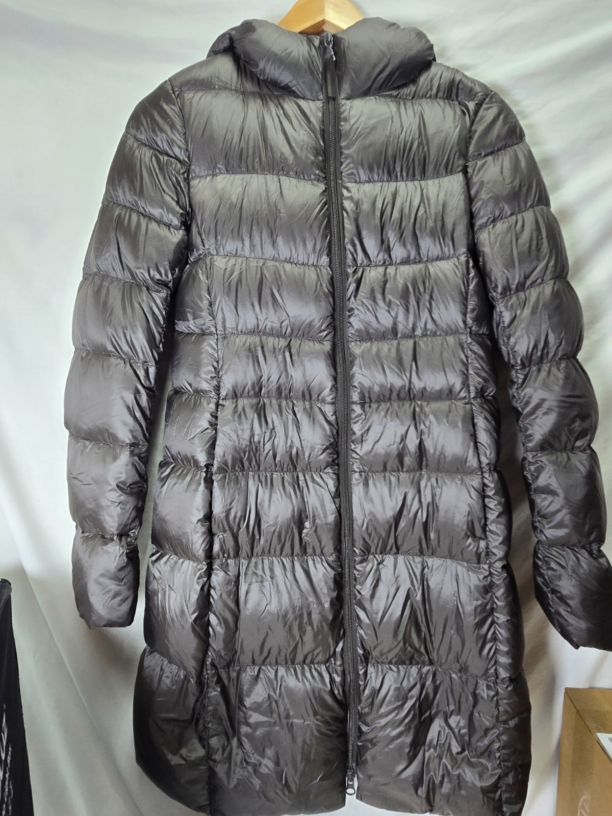 Uniqlo Womens Long Two Way Zip Hooded Ultra Light Down Packable Gray Size XS