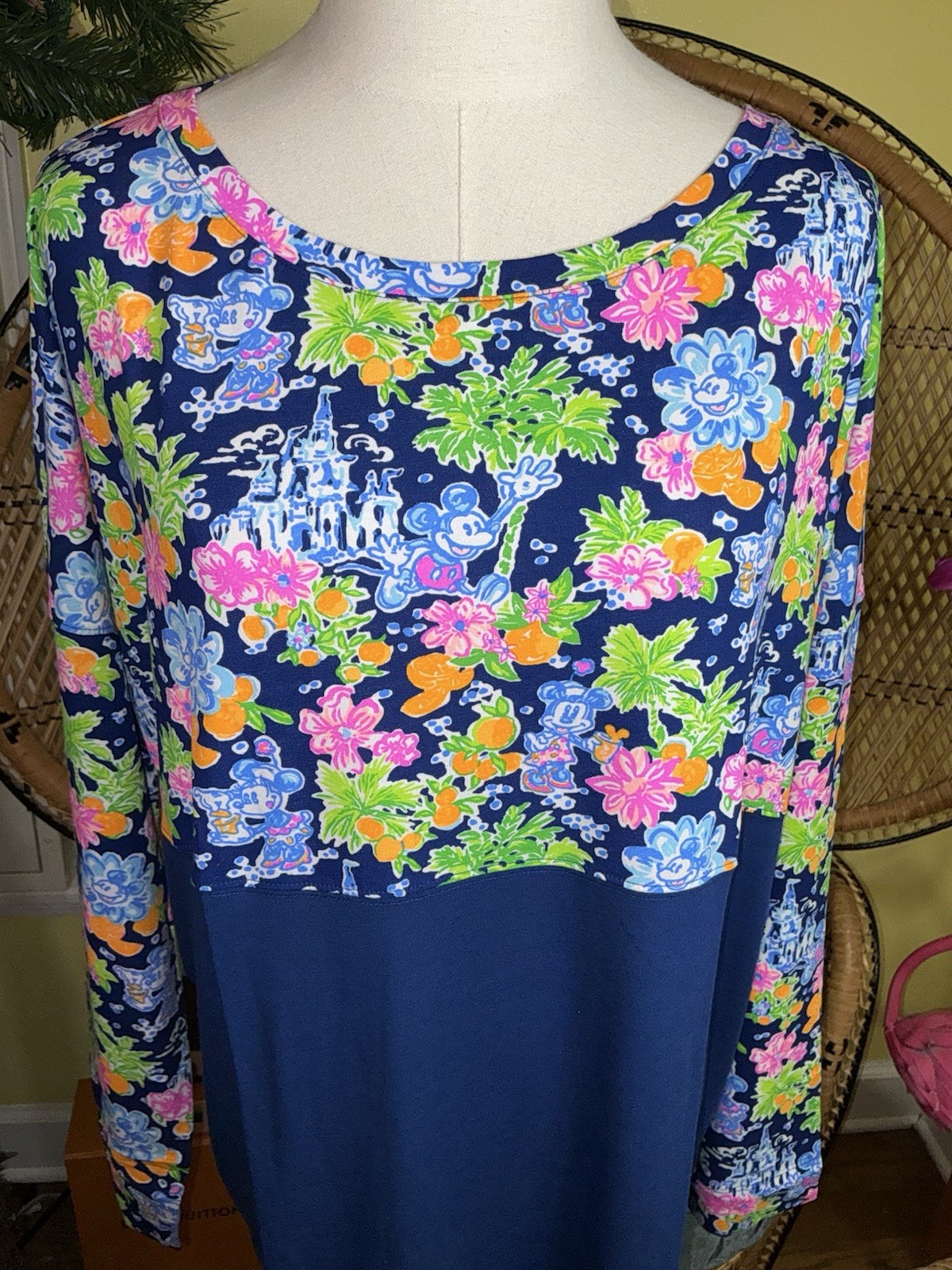 Lilly Pulitzer NWT Finn Top Lilly Loves Disney Size L,XL