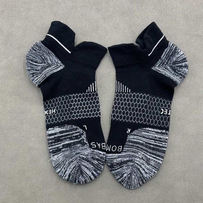4 Pairs Women’s Ankle Lightweight Running Socks Size Large 4 Colors Mix BOMBAS