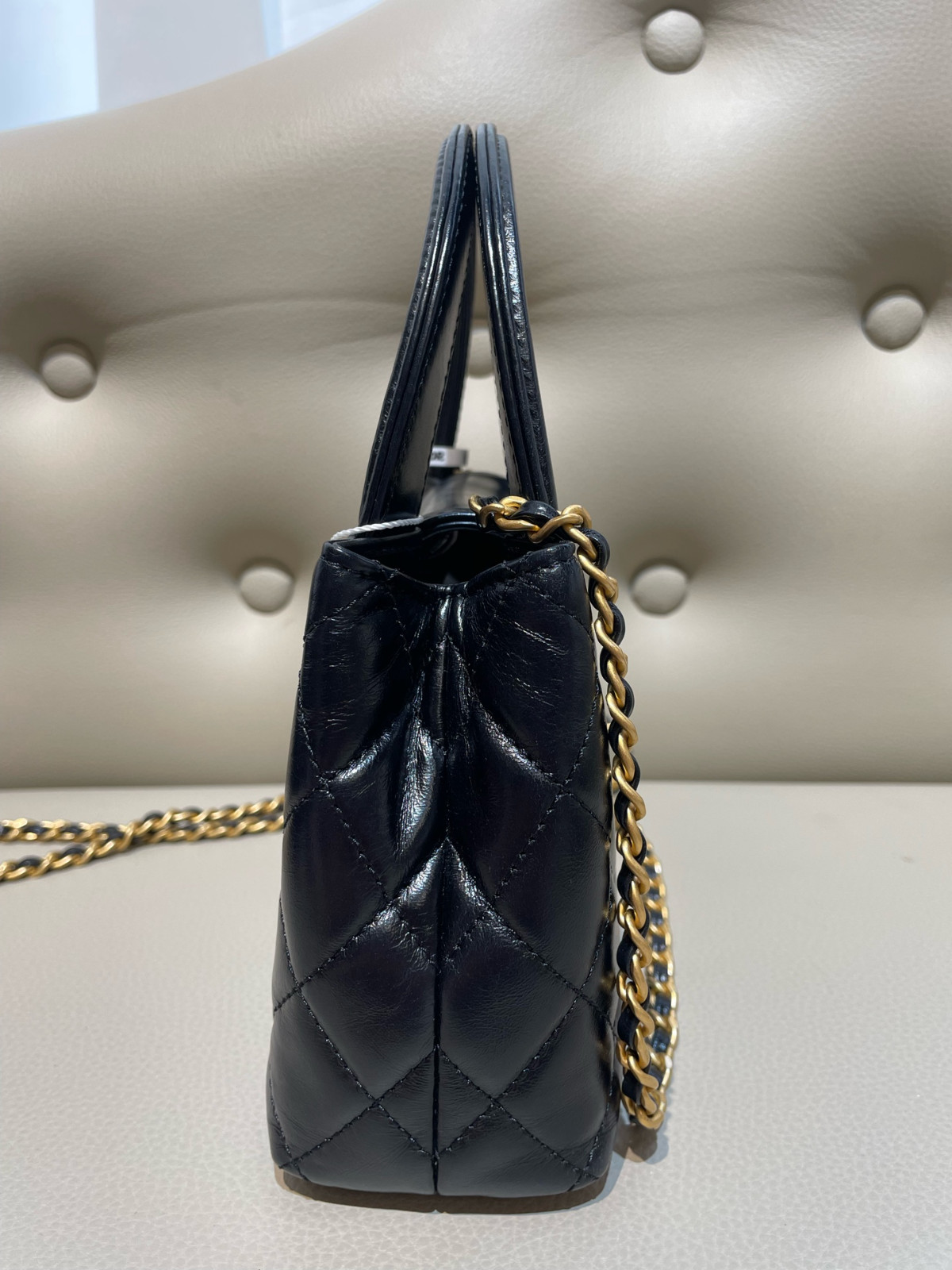 Chanel Mini Crossbody Bag（ 13.0×19×7.0）cm