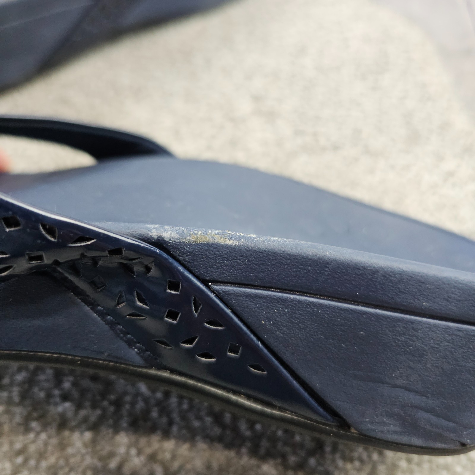 Vionic Zuma Sandals Blue Leather Wedge Women’s Size 9 WIDE Orthopedic Flip-Flops