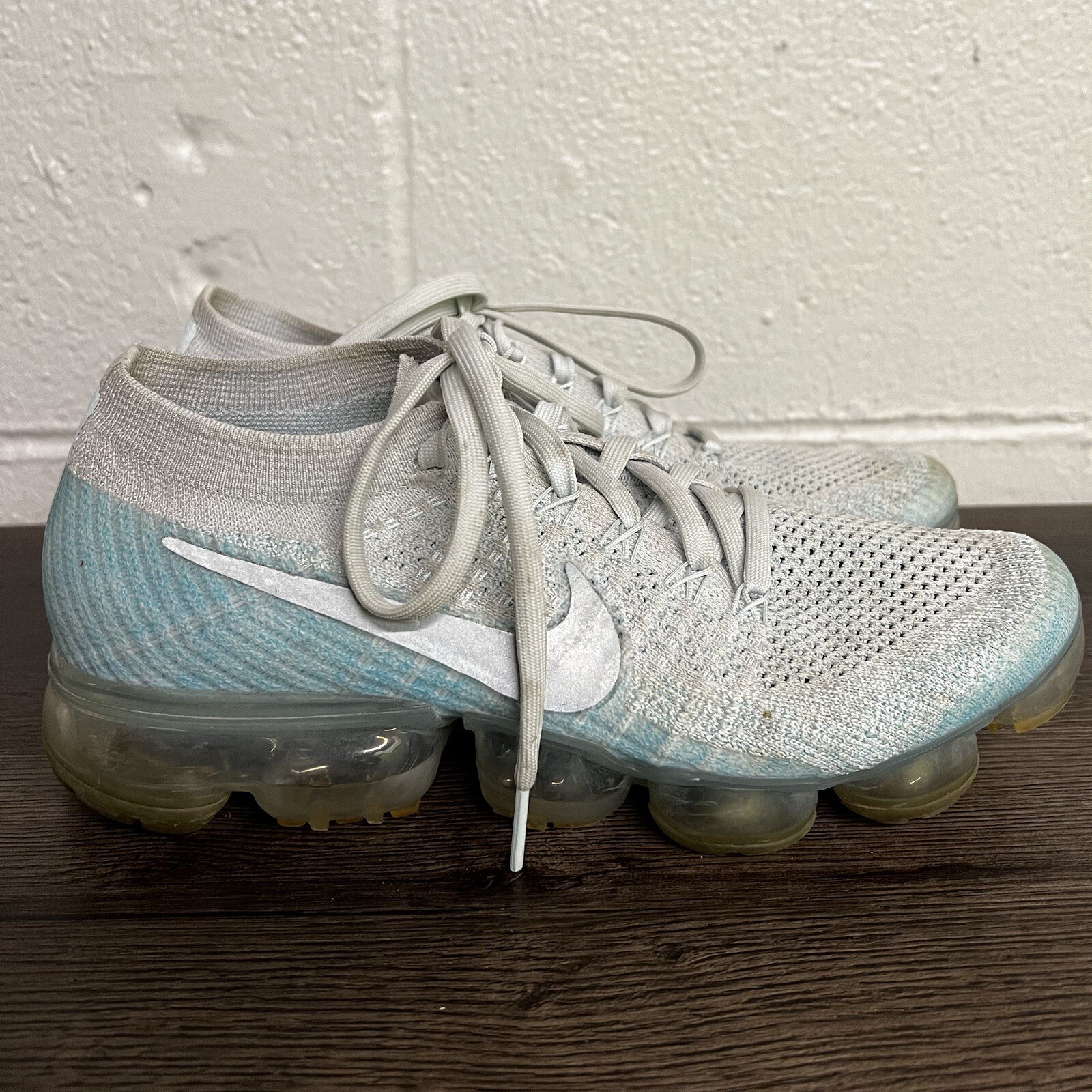 Nike Air Vapormax Flyknit Womens Size 8 Ice Blue/White Shoes 849557-014