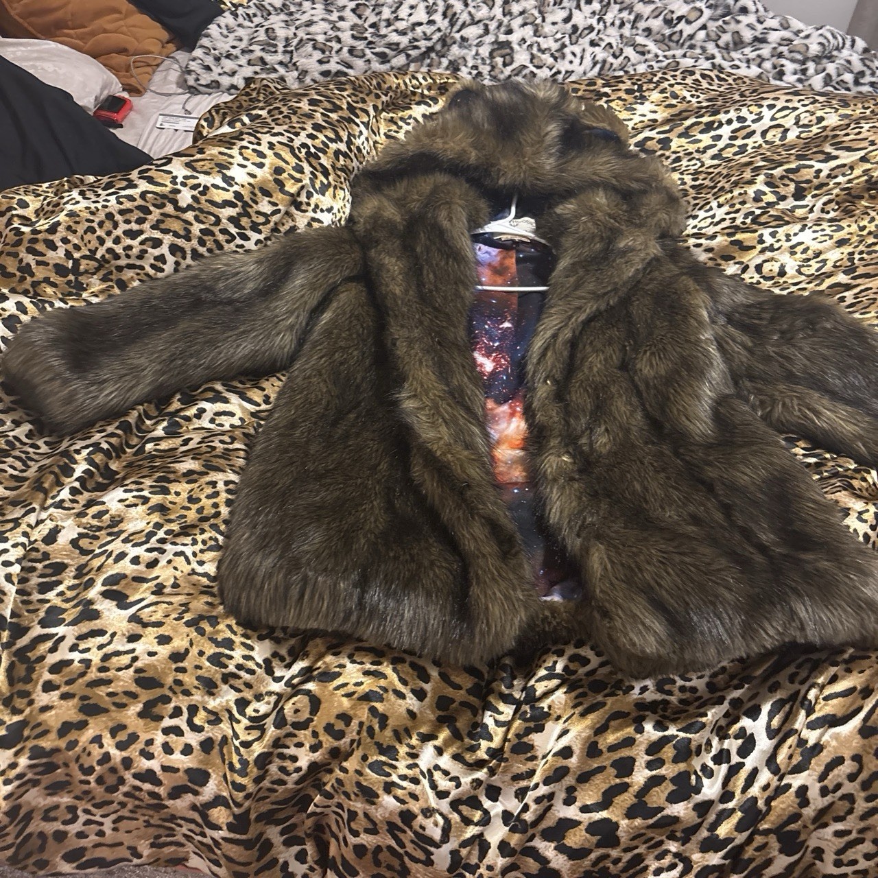 SpiritHoods Grizzly Bear Women’s Hooded Lined Coat Brown S Hook & Eye