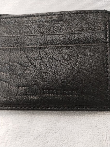 TRUE RELIGION Genuine Leather Bi-Fold BLACK, great condition
