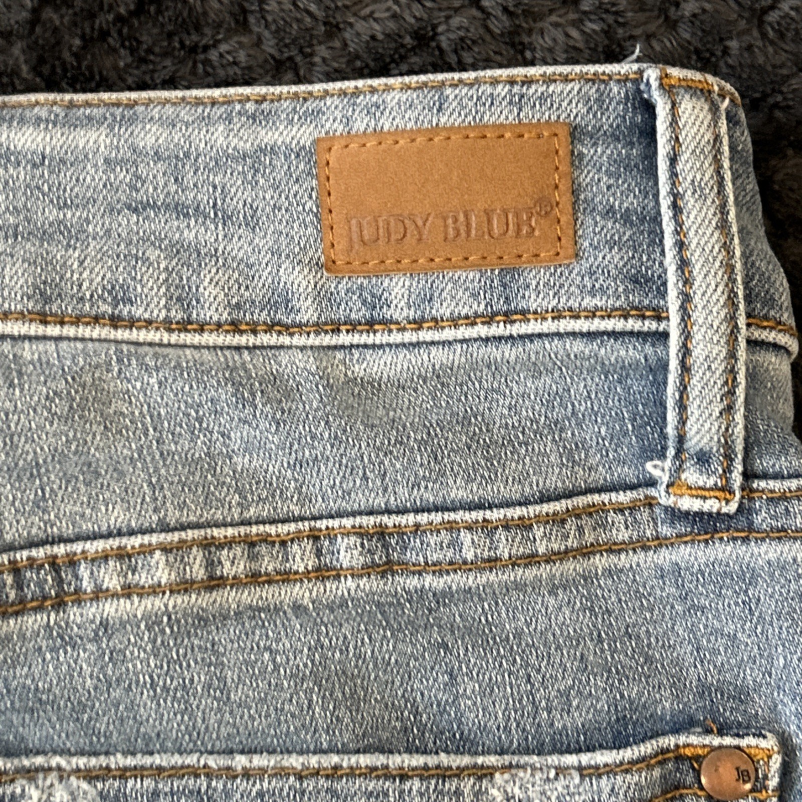 Judy Blue Jeans Control Top Skinny Distressed Jeans Pockets Size 18W Reg Womens