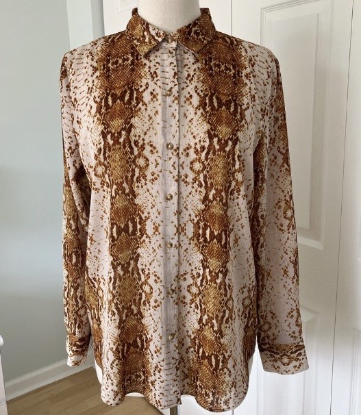 Rachel Zoe Leopard Print NWOT Button Close Blouse Size M