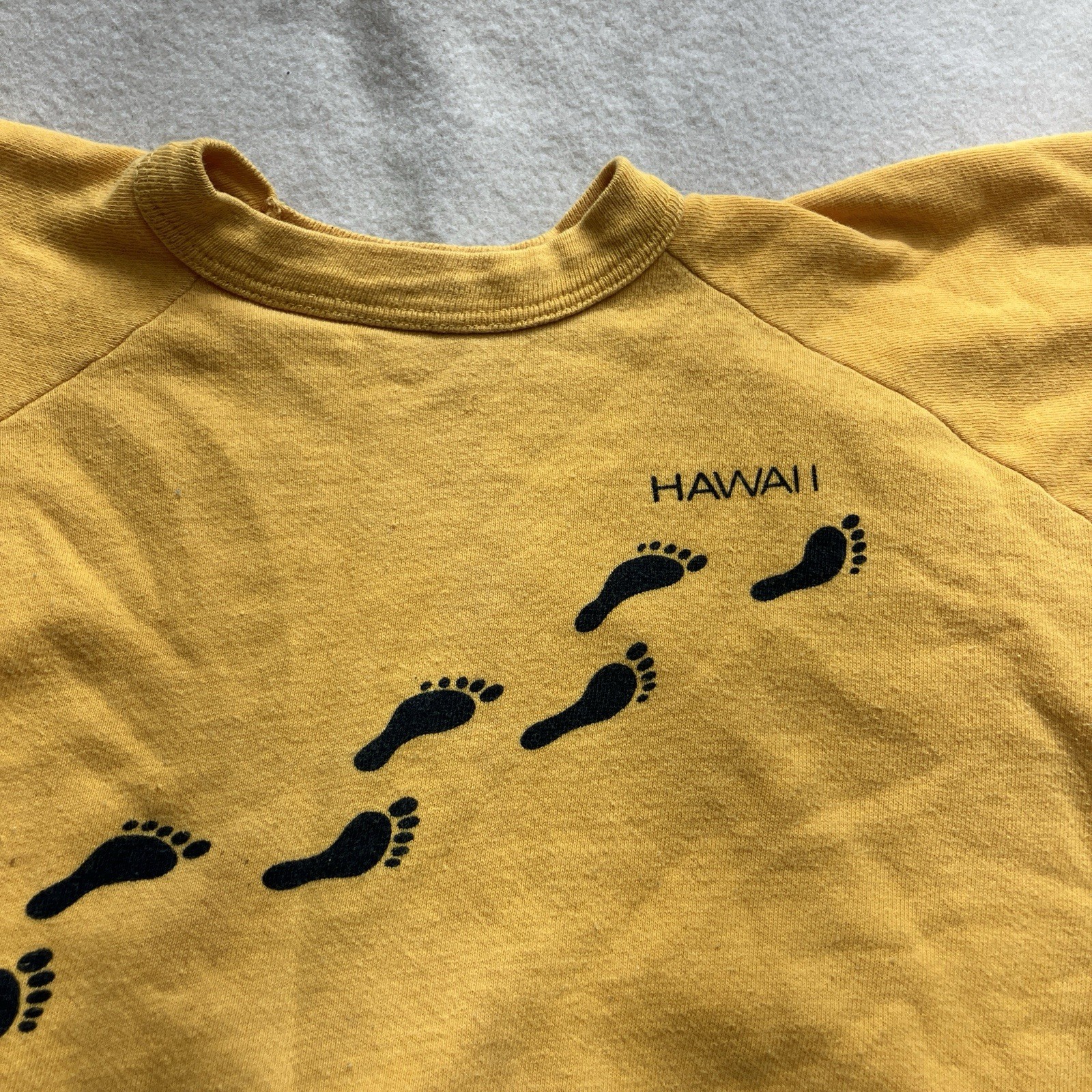 70’s Hawaii Vintage Cotton Sweatshirt Short Sleeve Small Boxy Hang Ten