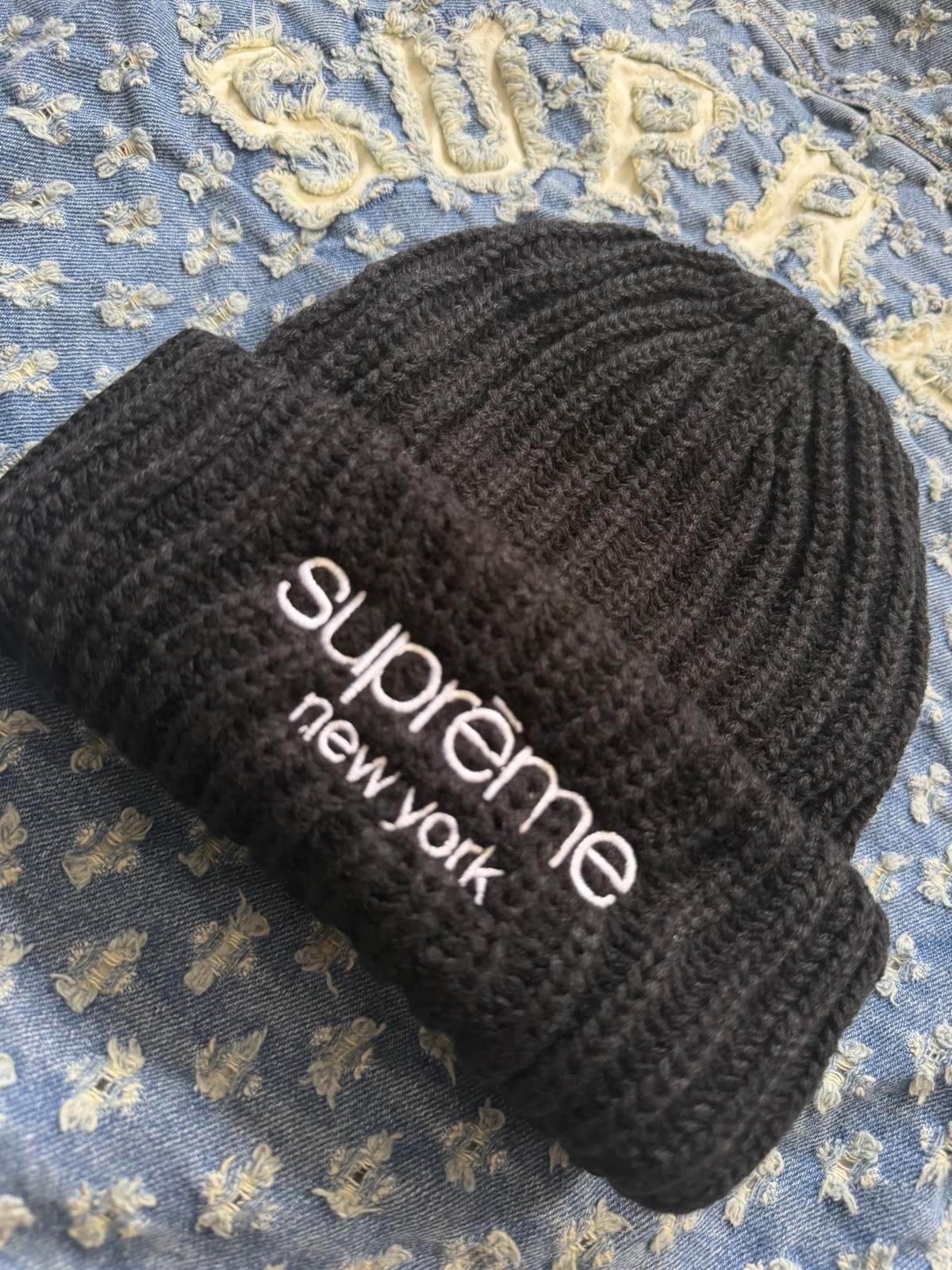 Supreme Classic Logo Chunky Ribbed Beanie FW24 Black Brand New