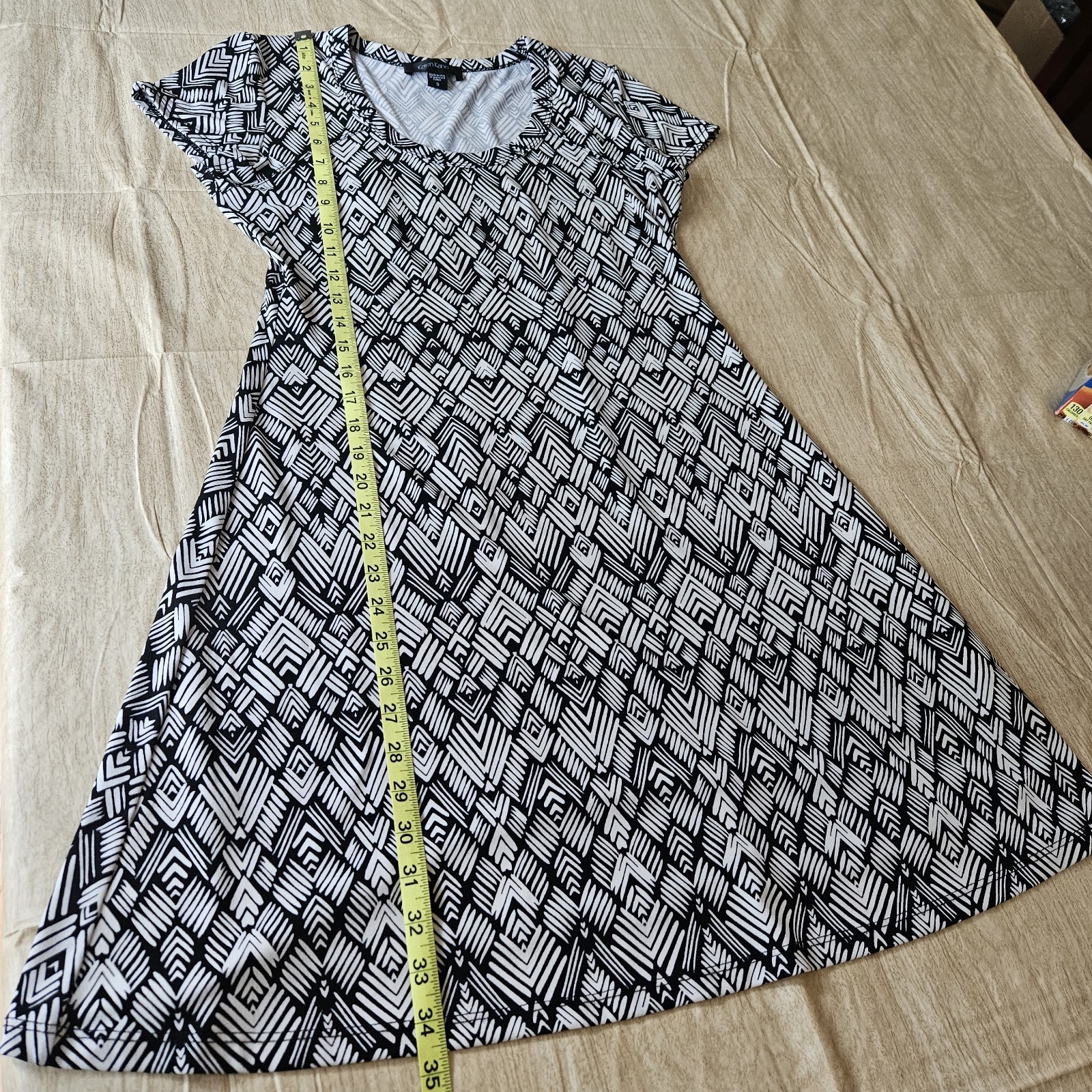Karen Kane Black White Geometric Knit A-Line Scoop Neck Ruffle Dress S