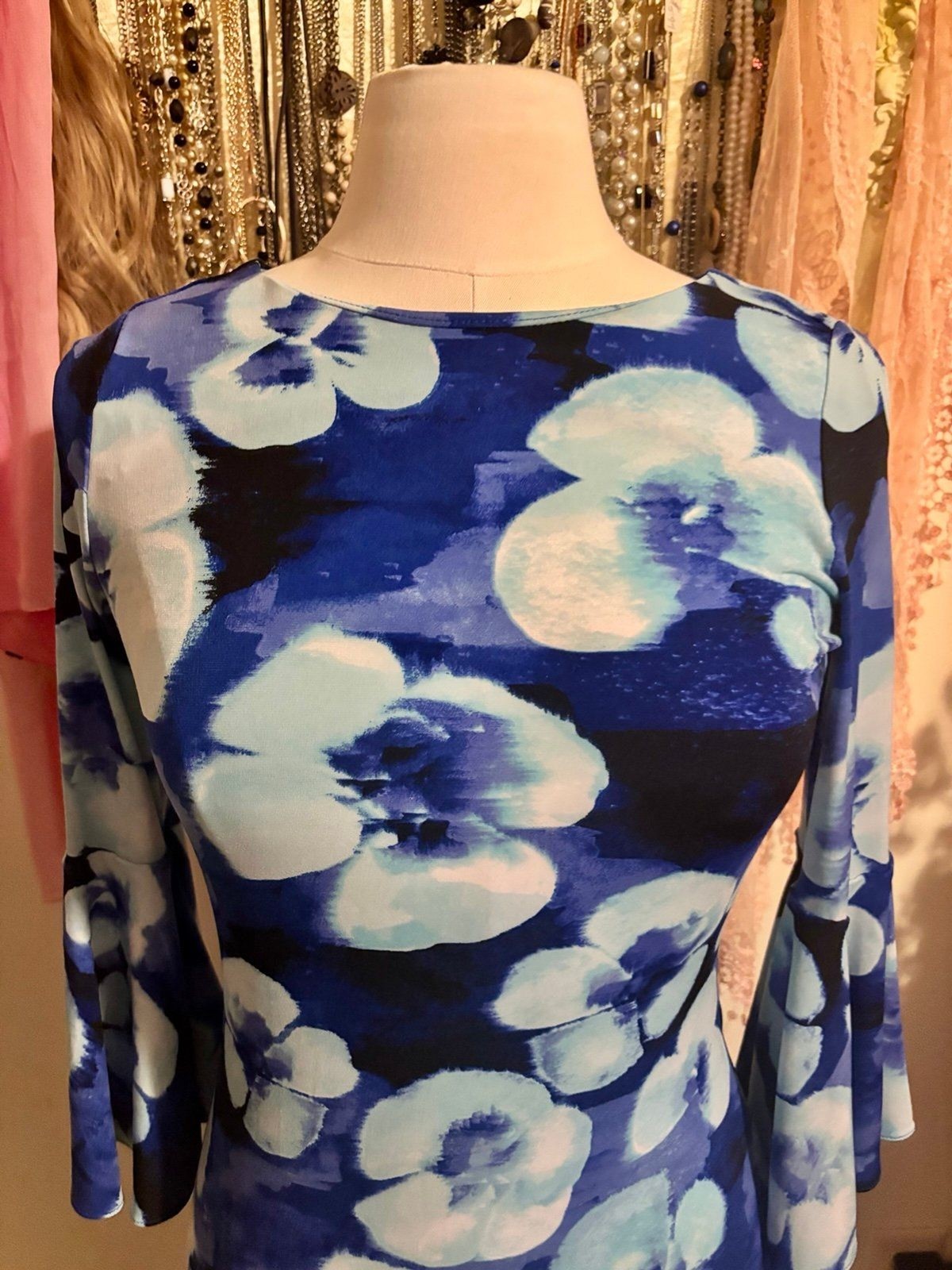 Calvin Klein Blue Watercolor Floral Bell Sleeve Sheath Dress – Size 2