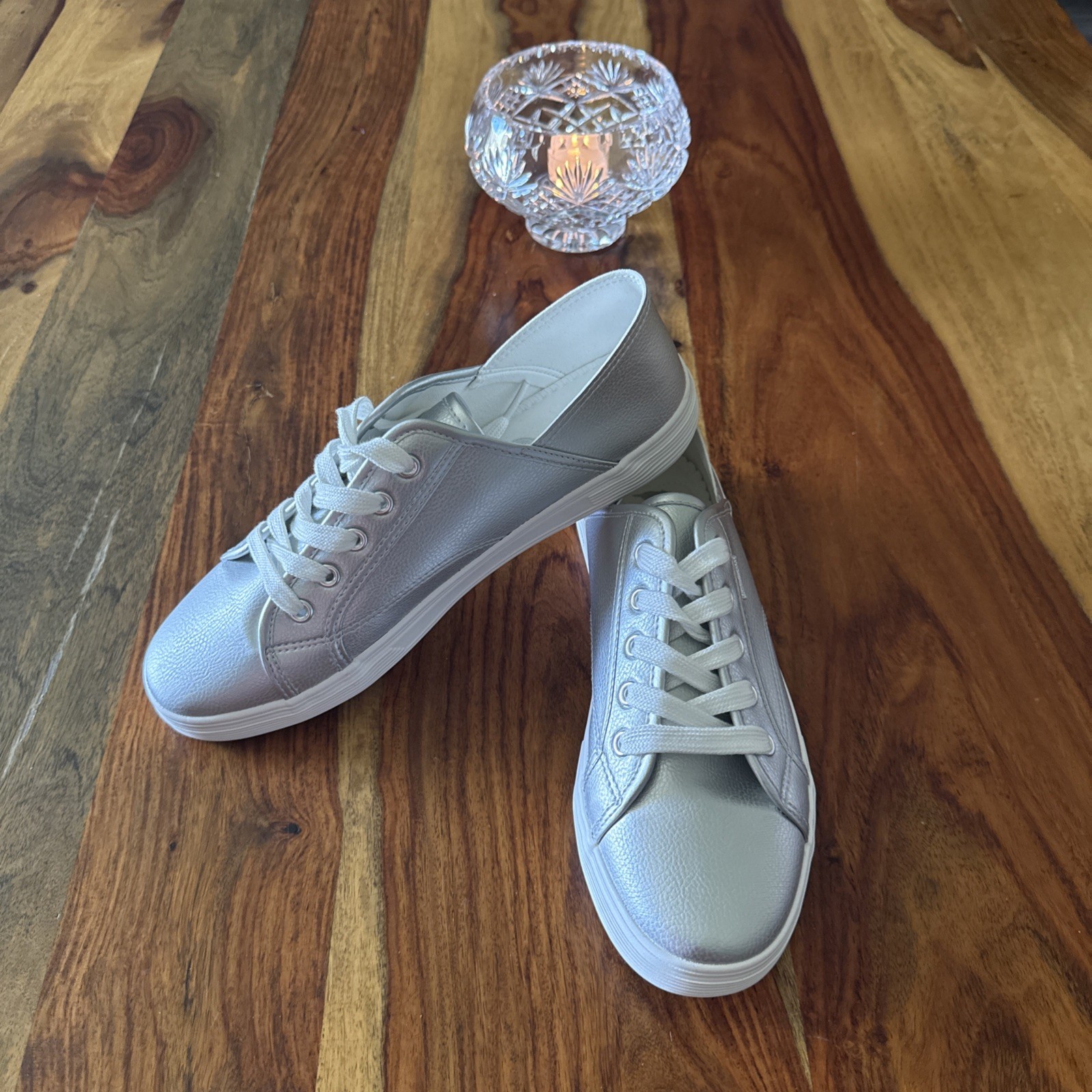 Women’s Rocket Dog Zandragy Silver Zandra Sporty PU Size 10M
