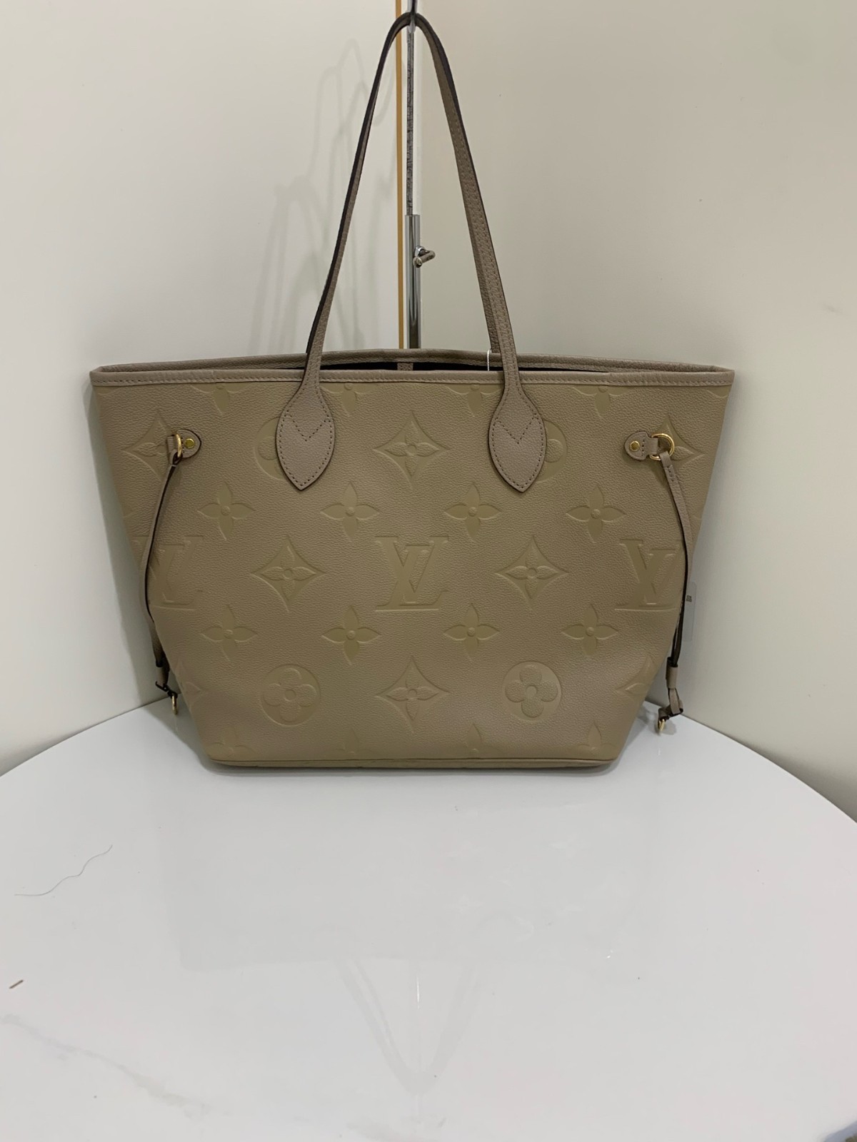 Louis Vuitton Neverfull MM Embossed Calfskin Tote Bag（Microchipped）（31×28×14）cm