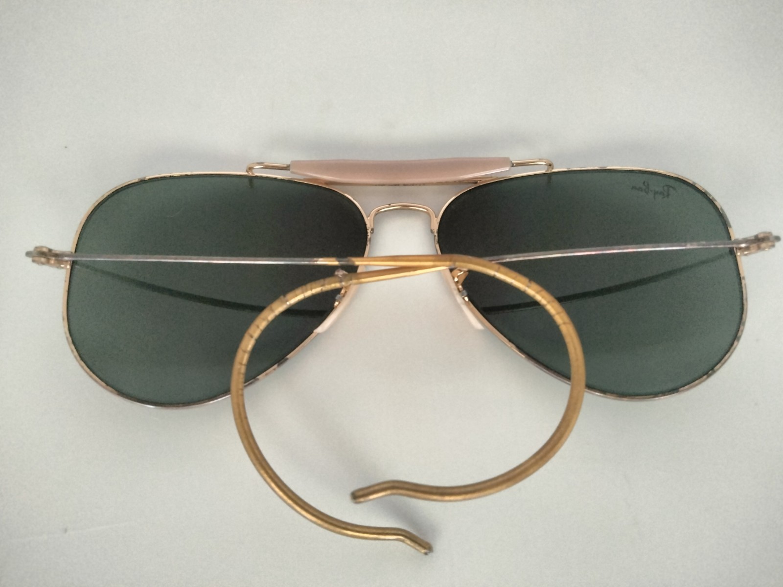 Ray Ban Aviator sunglasses 58 14 *Frames Show Wear Also some Lens Scratches