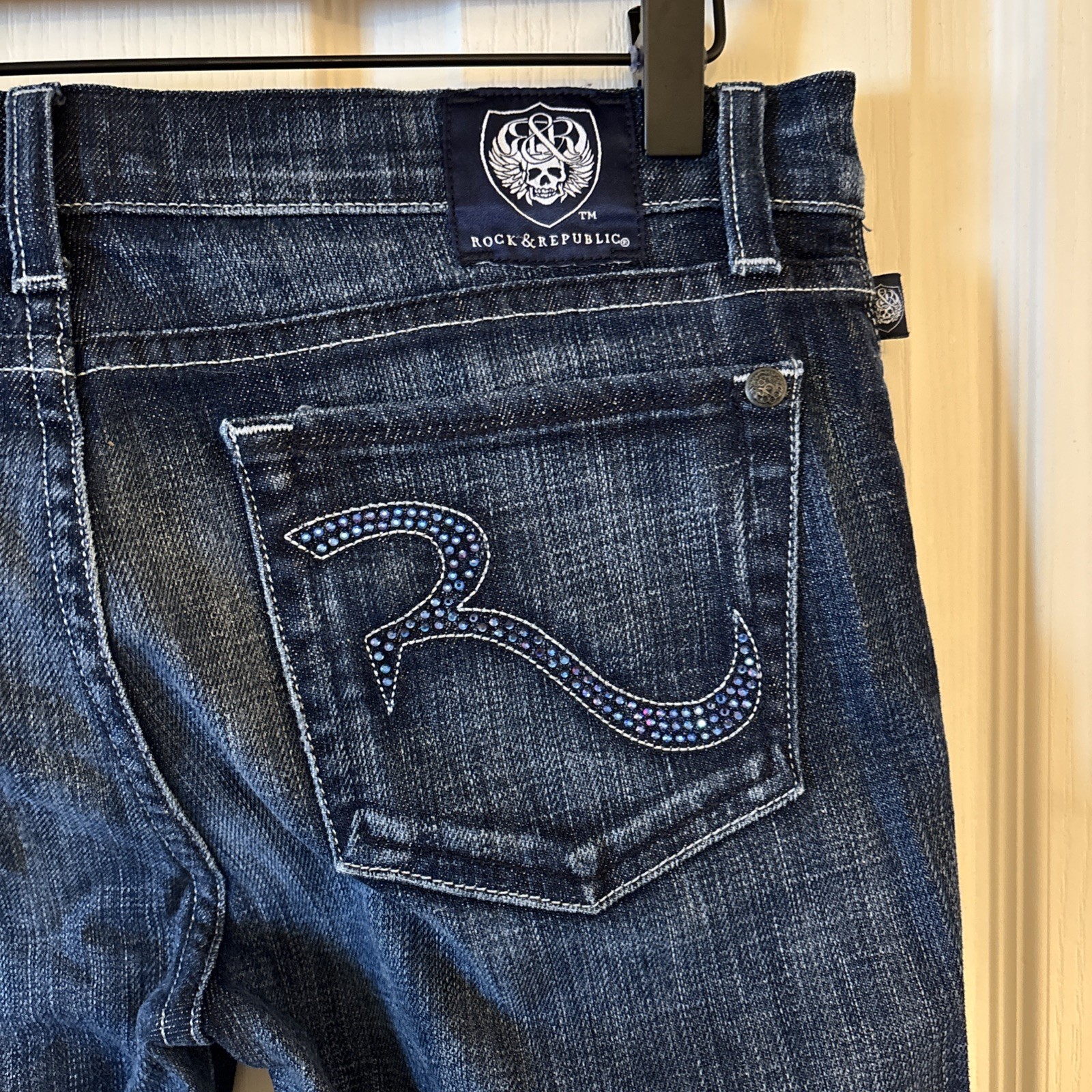 Vintage Rock & Republic Dark Blue Embellished Flare Jeans Women’s Size 29