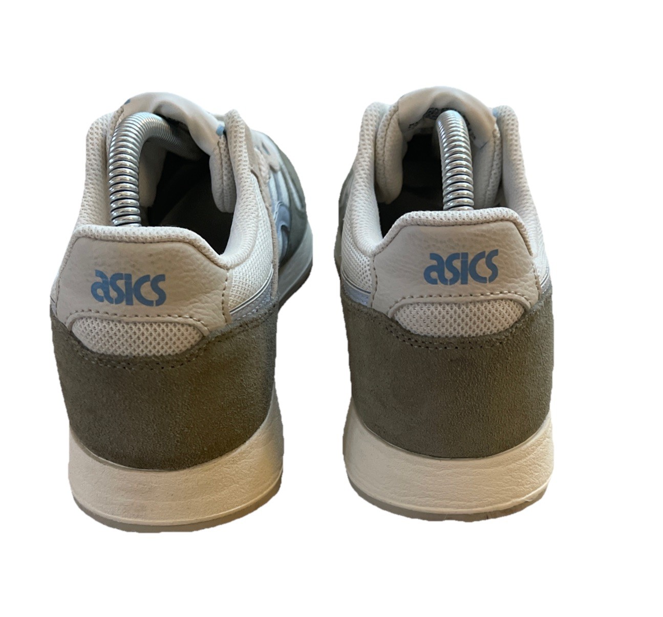 Asics Lyte Classic Cream/Soft Sky Shoes Sneakers Women’s Size 8.5 US Worn Once