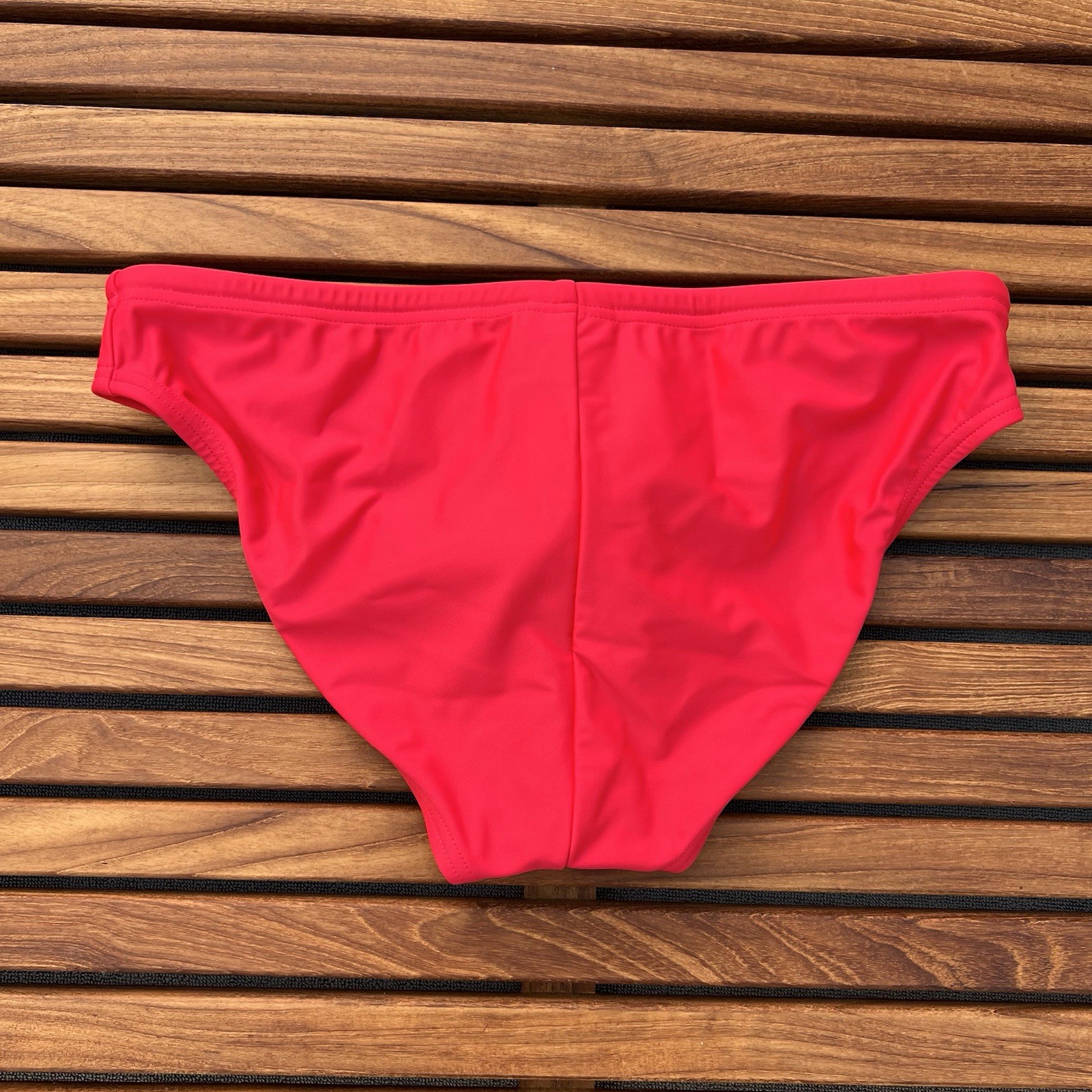 Speedo Men Red solar swim brief bikini Swimwear size 30 32 34 36 38