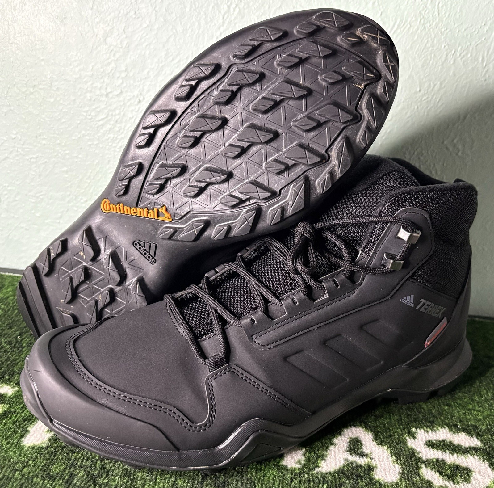 US Men’s 12 – Adidas TERREX AX3 Beta Mid Cold.RDY “Black” G26524