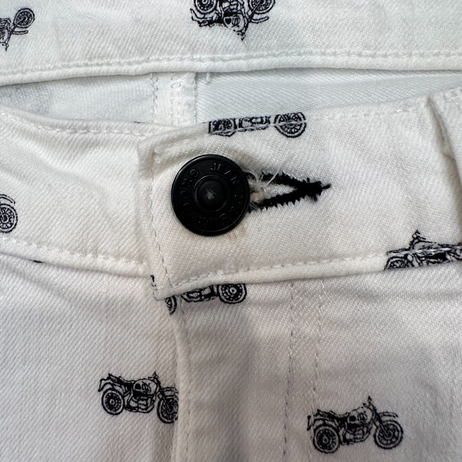 Rag & Bone White Motorcycle Print Cut Off Denim Shorts Size 25