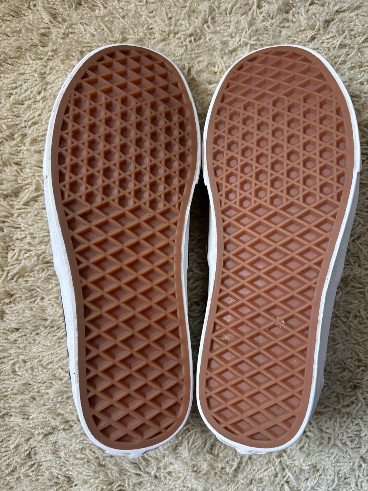 VANS Asher Women’s Slip-On Sneakers Checkerboard Black/White VN000VOSAPK