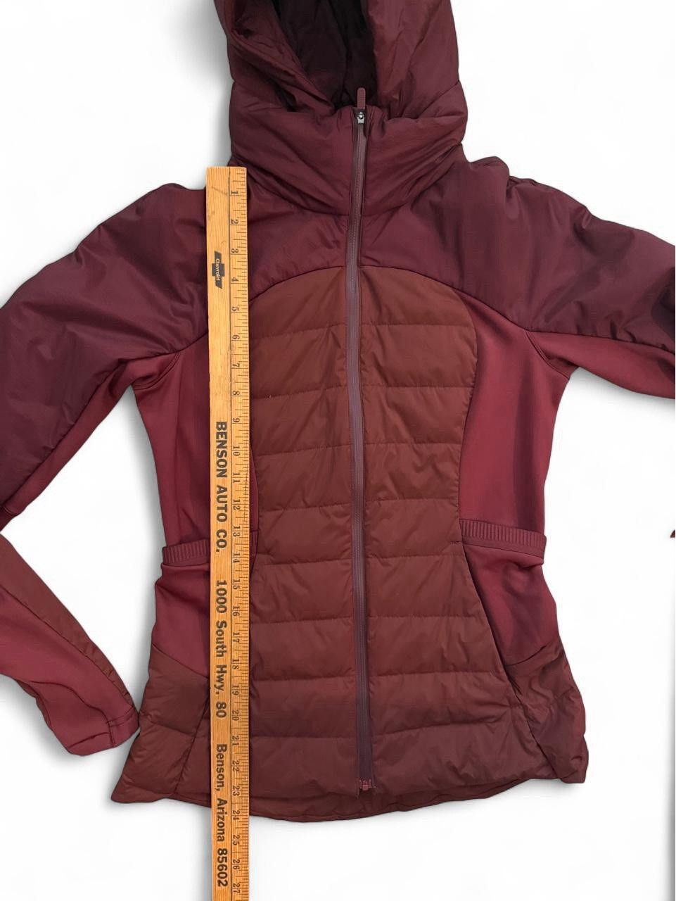 Lululemon Down for It All Hooded Puffer Jacket Maroon, Size 6