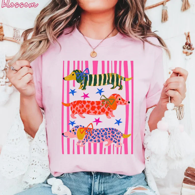 Cute Dachshund Wiener Dog Preppy Aesthetic Graphic T-Shirt