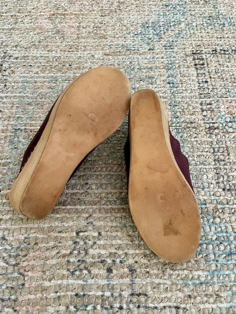 Nina Z Women’s Maroon Leather Closed Toe Slipon Wooden Wedge Clog Sandal 36 US 6