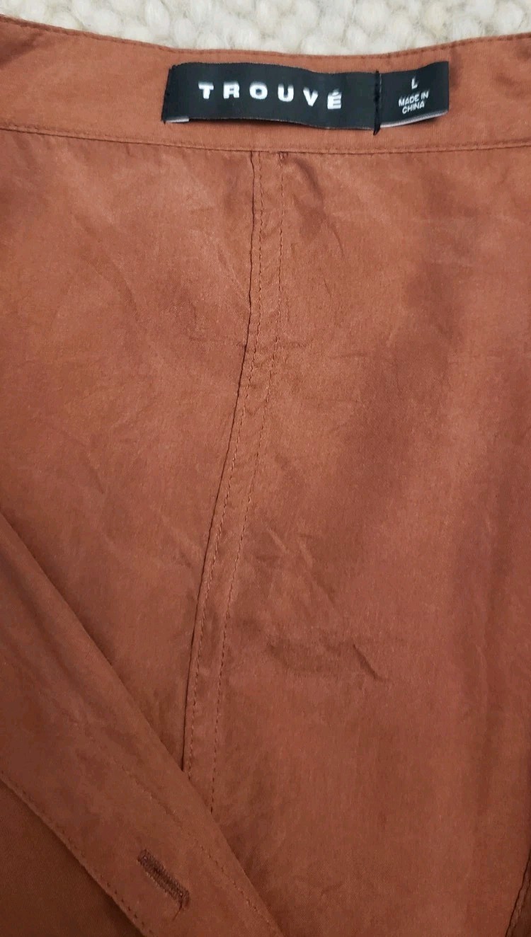 Trouvé 100% Silk Blouse Women’s Large Brown Satin Button Front Long Sleeve Top L