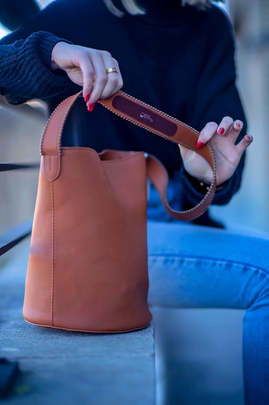 Purse Gummy® Stop Strap Slips*Keep your bag & purse secure *Non-slip grip strip