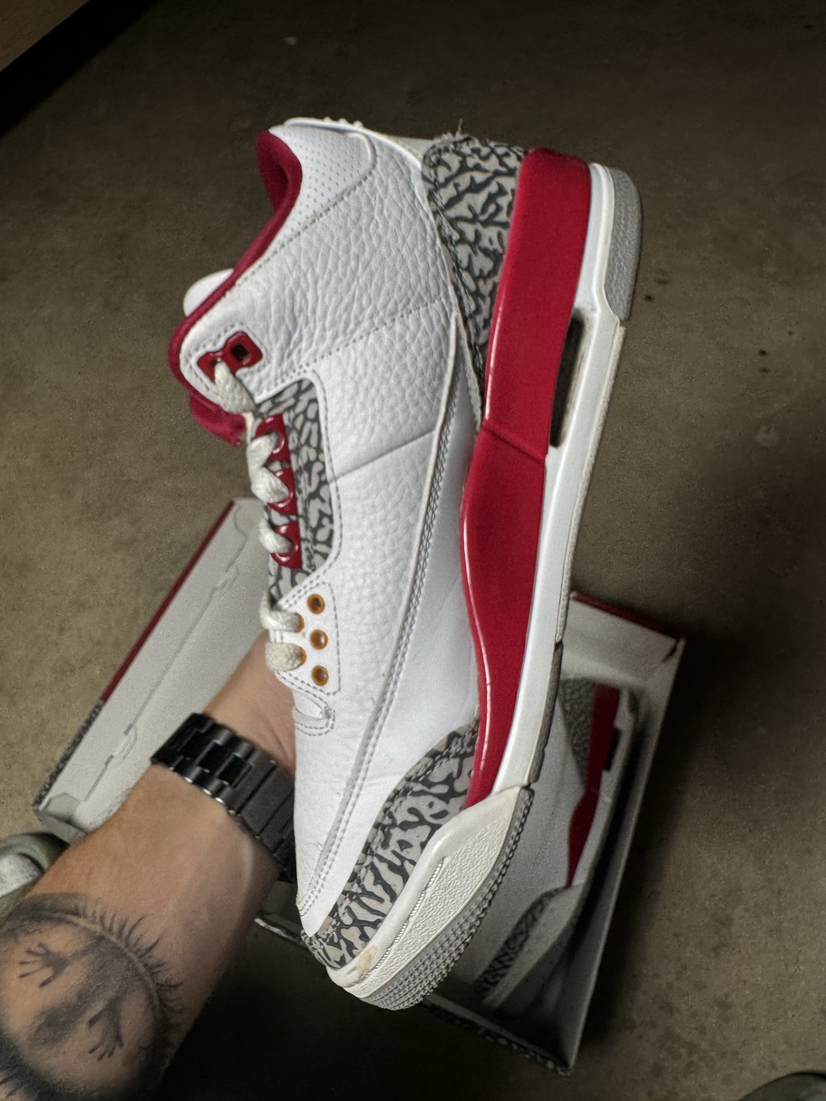 Size 8M/9.5W – Jordan 3 Retro Cardinal Red CT8532-126 Pre-Owned