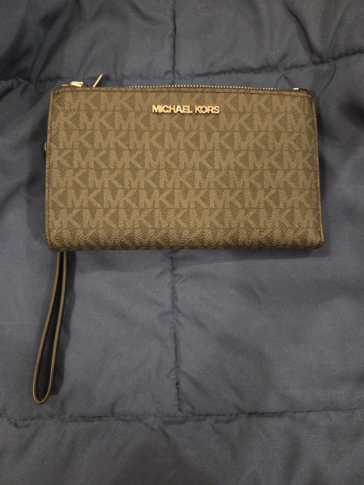 Michael Kors Black Wristlet Wallet Used Great Condition No Marks