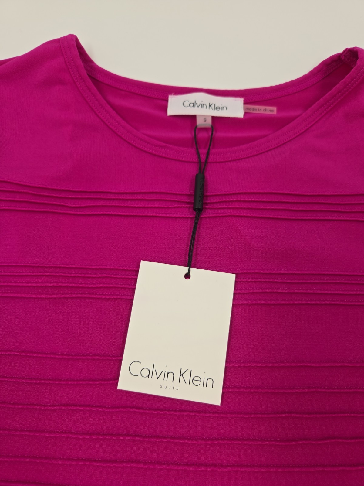 Calvin Klein Ribbed Tee Size S