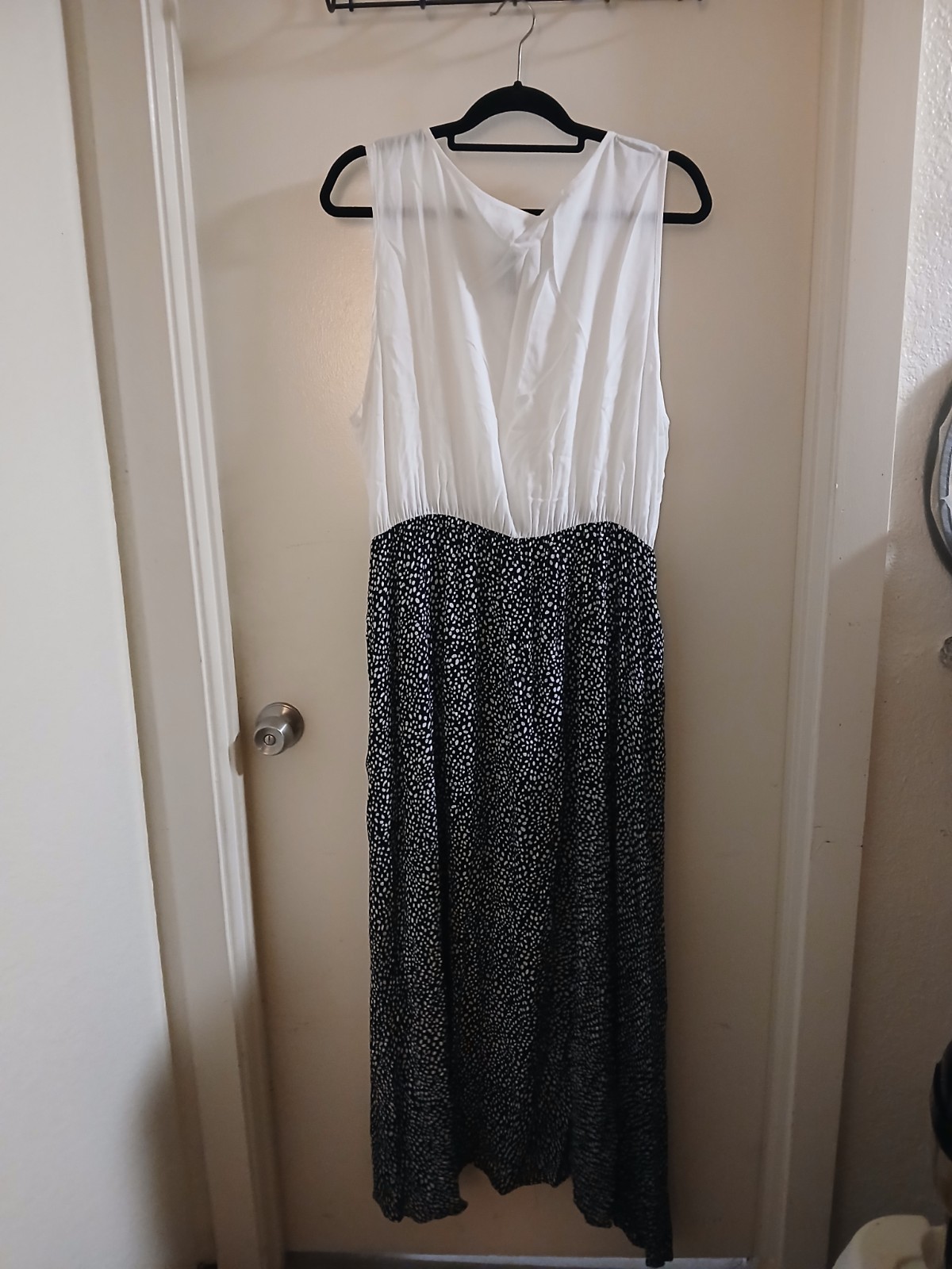 Haptics by Holly Harper White/Black Polka Dot V-Neck Maxi Dress 1X Ruffle