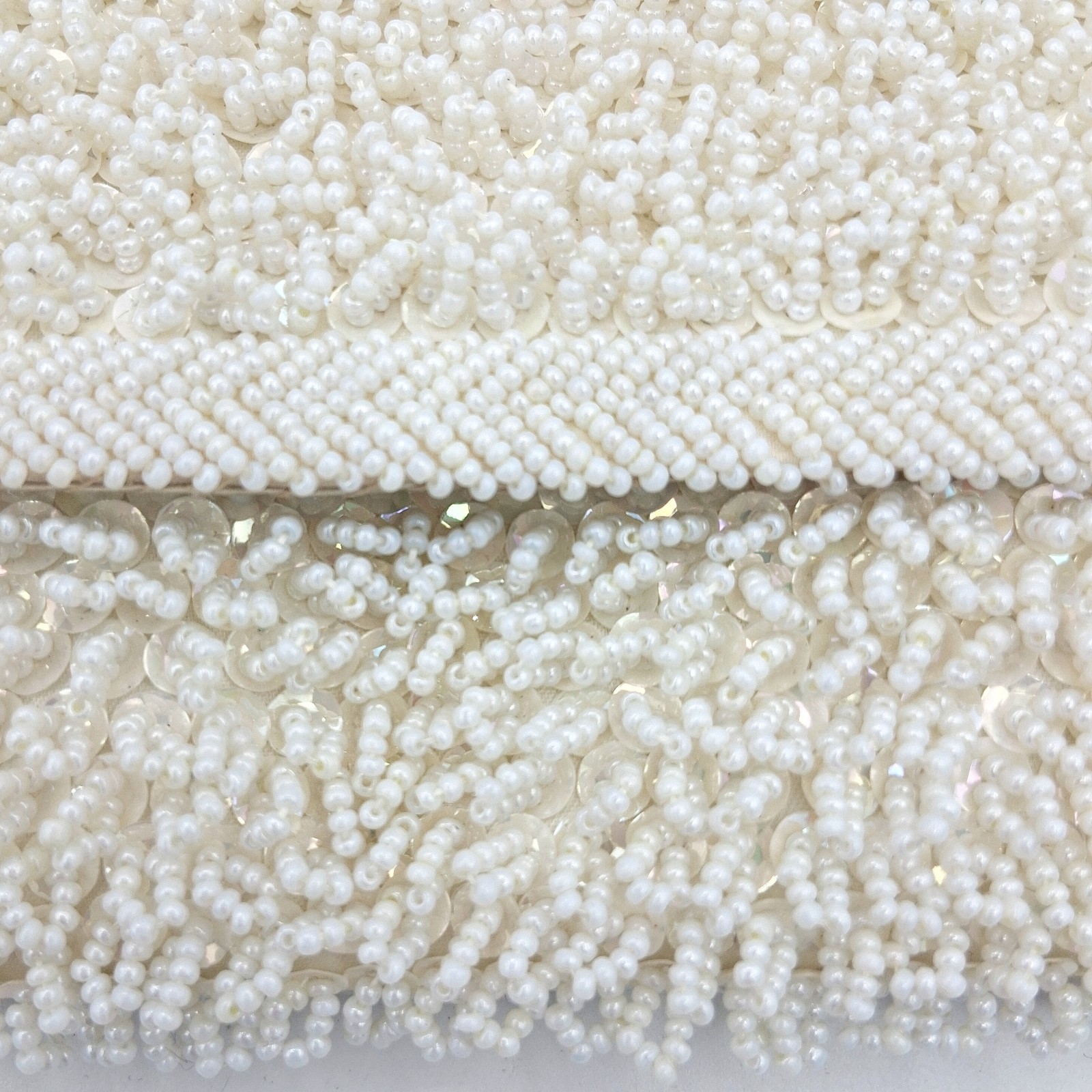 Vtg Bradlees Hong Kong White Beaded Clutch 8×5 Satin Lined Seed Beads VGC