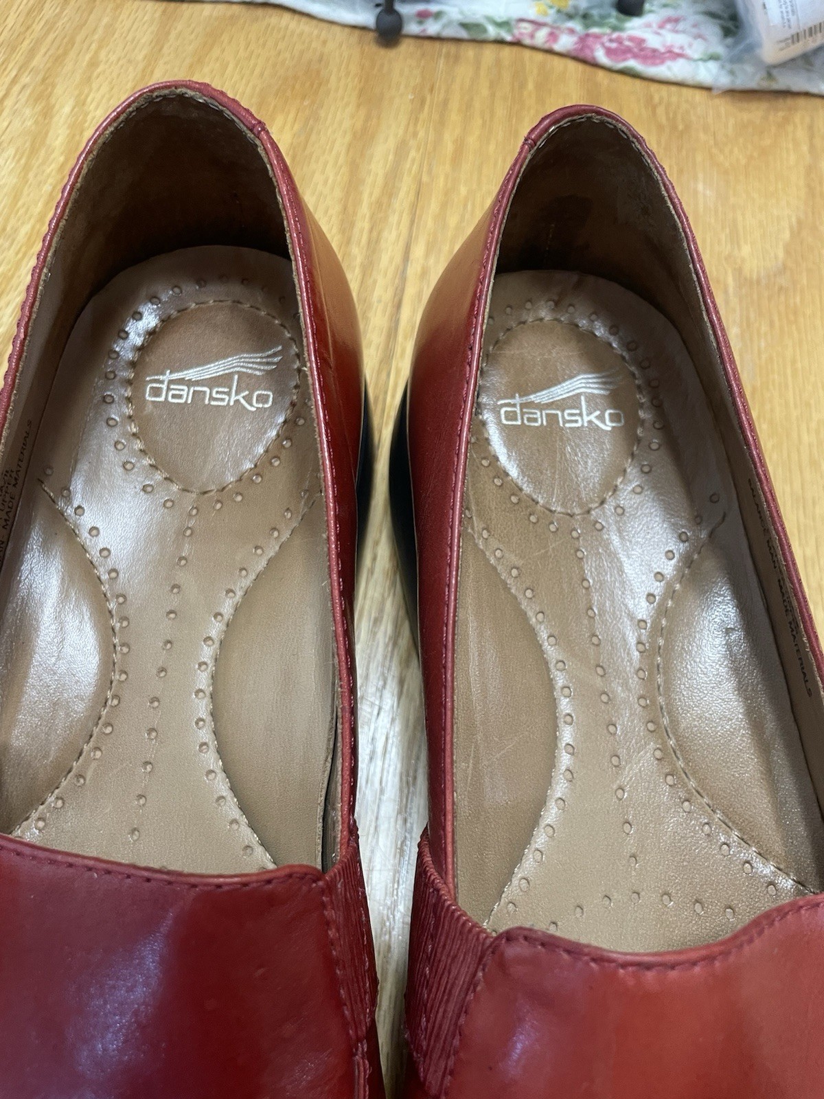 Dansko Red Burgundy Leather Slip On Loafers Womens EU 38 US 7.5-8 Comfort Shoes