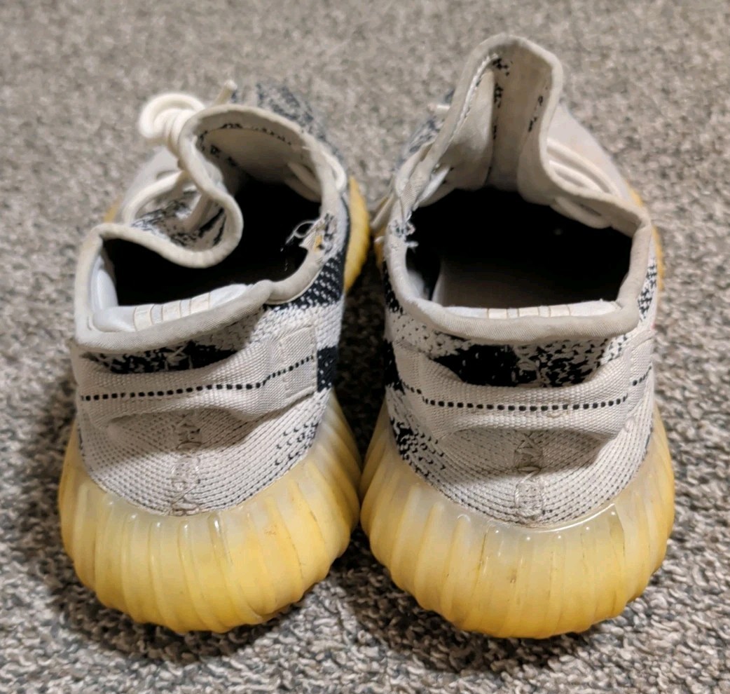 Adidas Yeezy Boost 350 V2 Zebra White Black Red Mens Size 10 CP9654