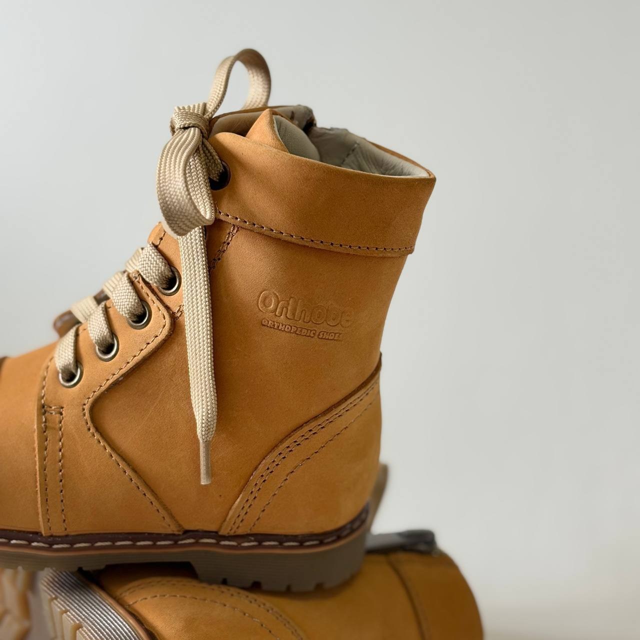Kids Camel Yellow Nubuck Leather Boots–Size EU 23 (US 6.5 / UK 6 / AU 6.5, 15 sm