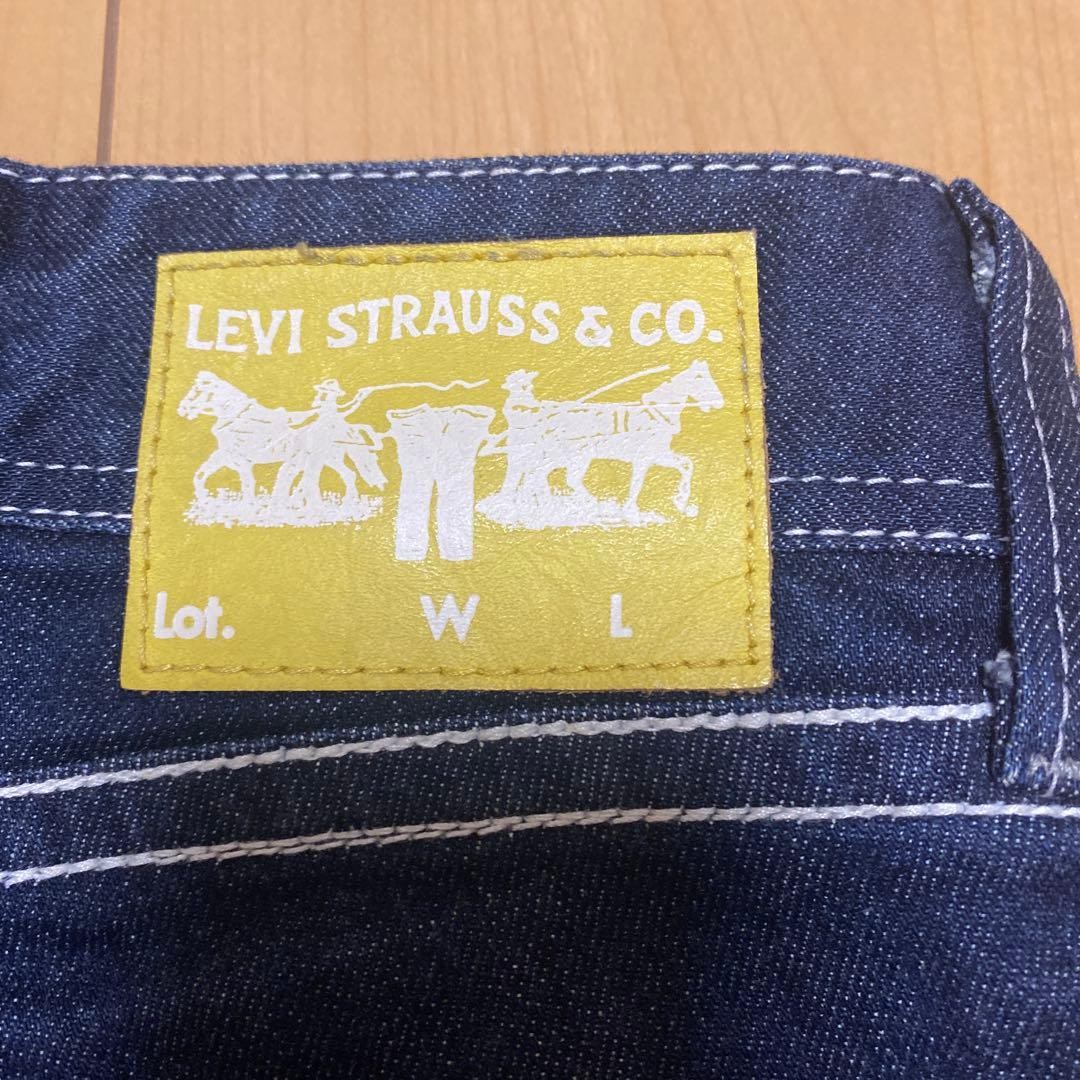 LEVI STRAUSS & CO. Dark Blue Denim