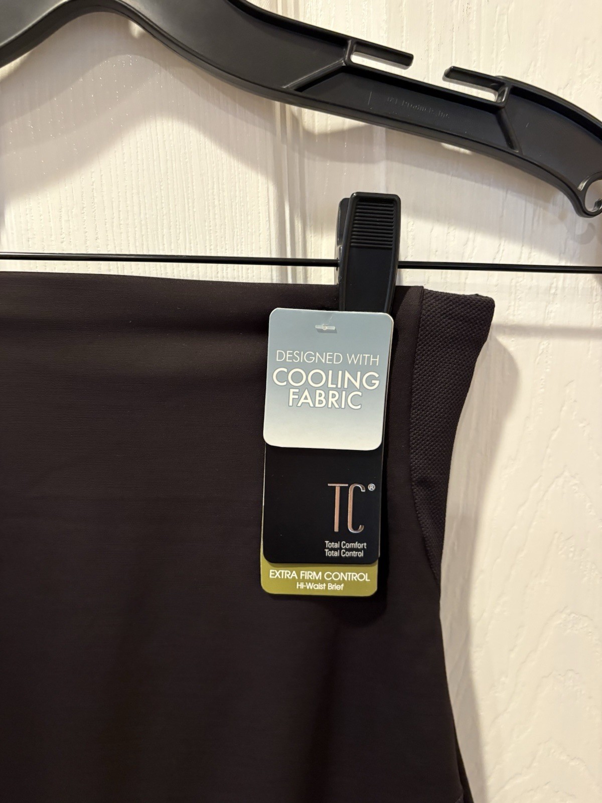 TC Fine Intimates Total Comfort Cooling High Waist Shaping Briefs Black- L NWT