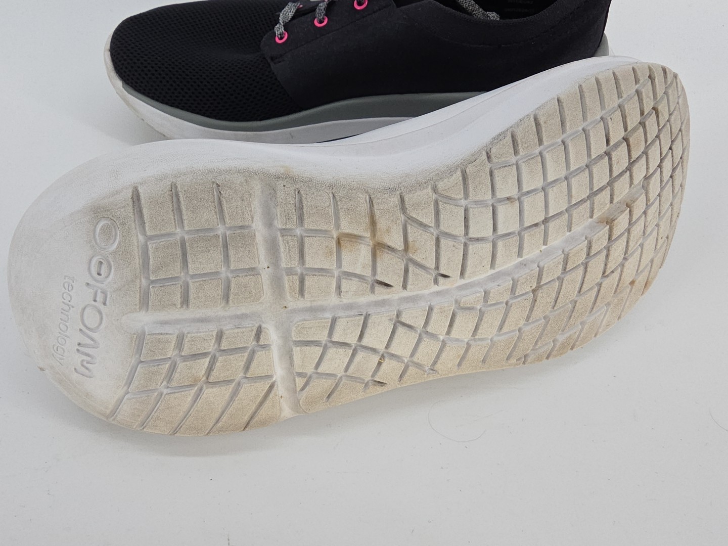 OOFOS OOmy Stride Recovery Comfort Shoes Lace Sneakers Womens Size 11 Black Pink