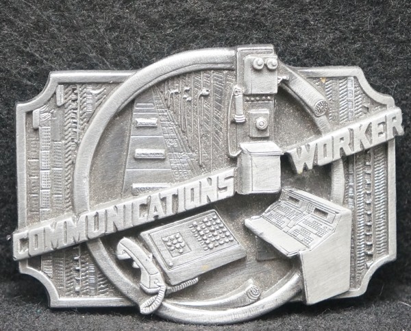 XA01157 *NOS* VINTAGE 1990 *COMMUNICATIONS WORKER* OCCUPATION PEWTER BELT BUCKLE
