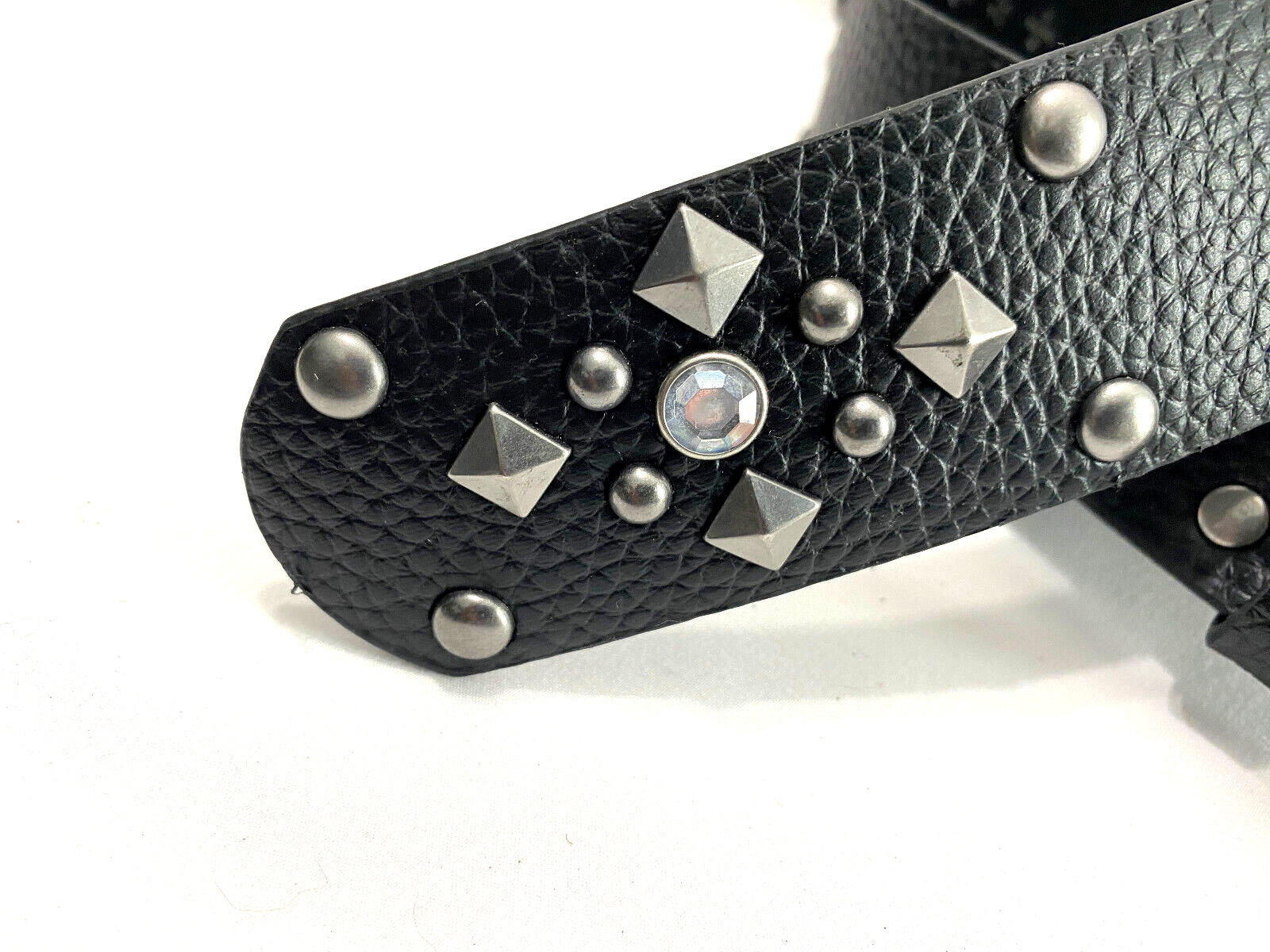 Kohls Womens Belt Black Man Made Materials With Rivets 1.75″ Wide