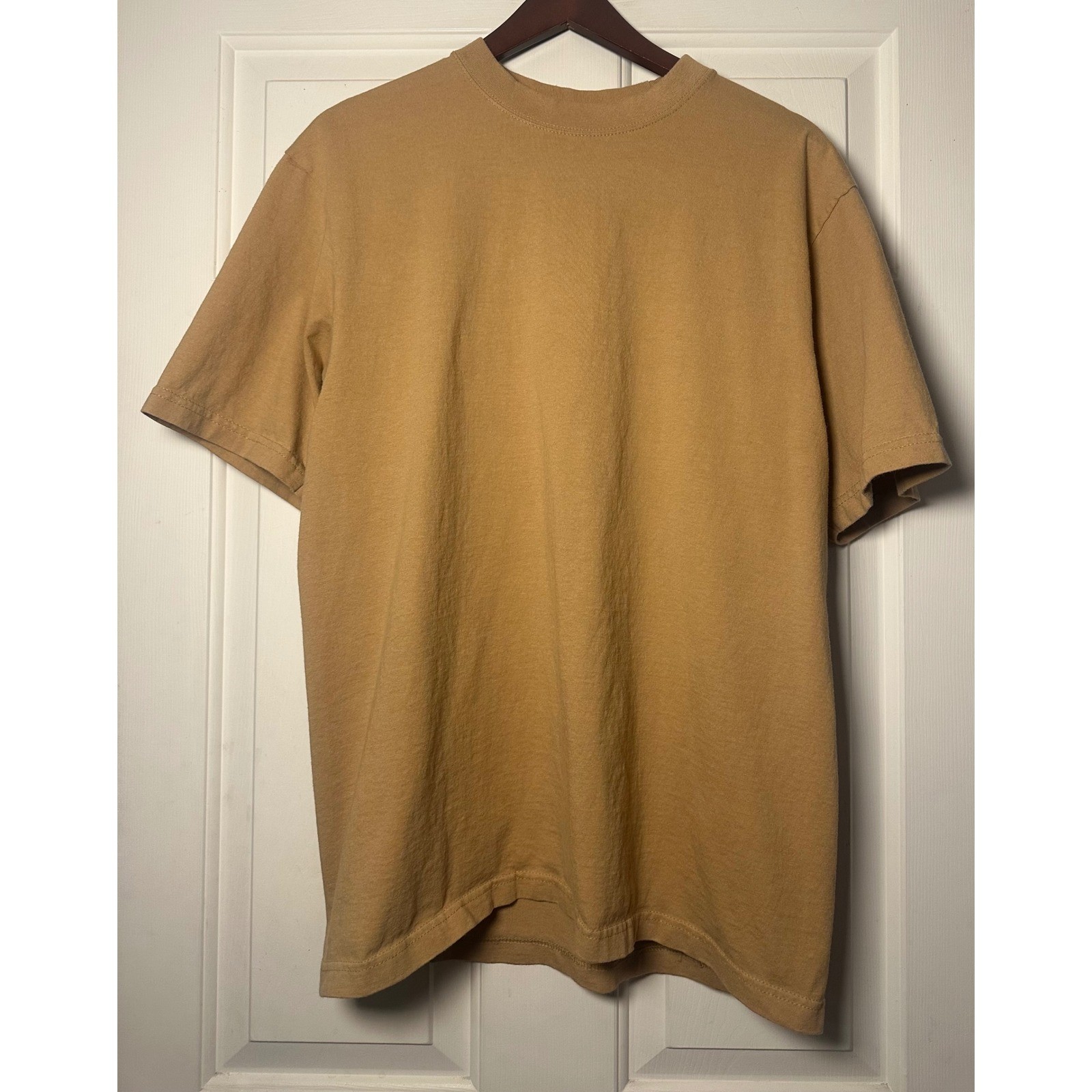 Shaka Wear World Famous T Shirt Mens L Khaki Tan Super Max Heavyweight Cotton S