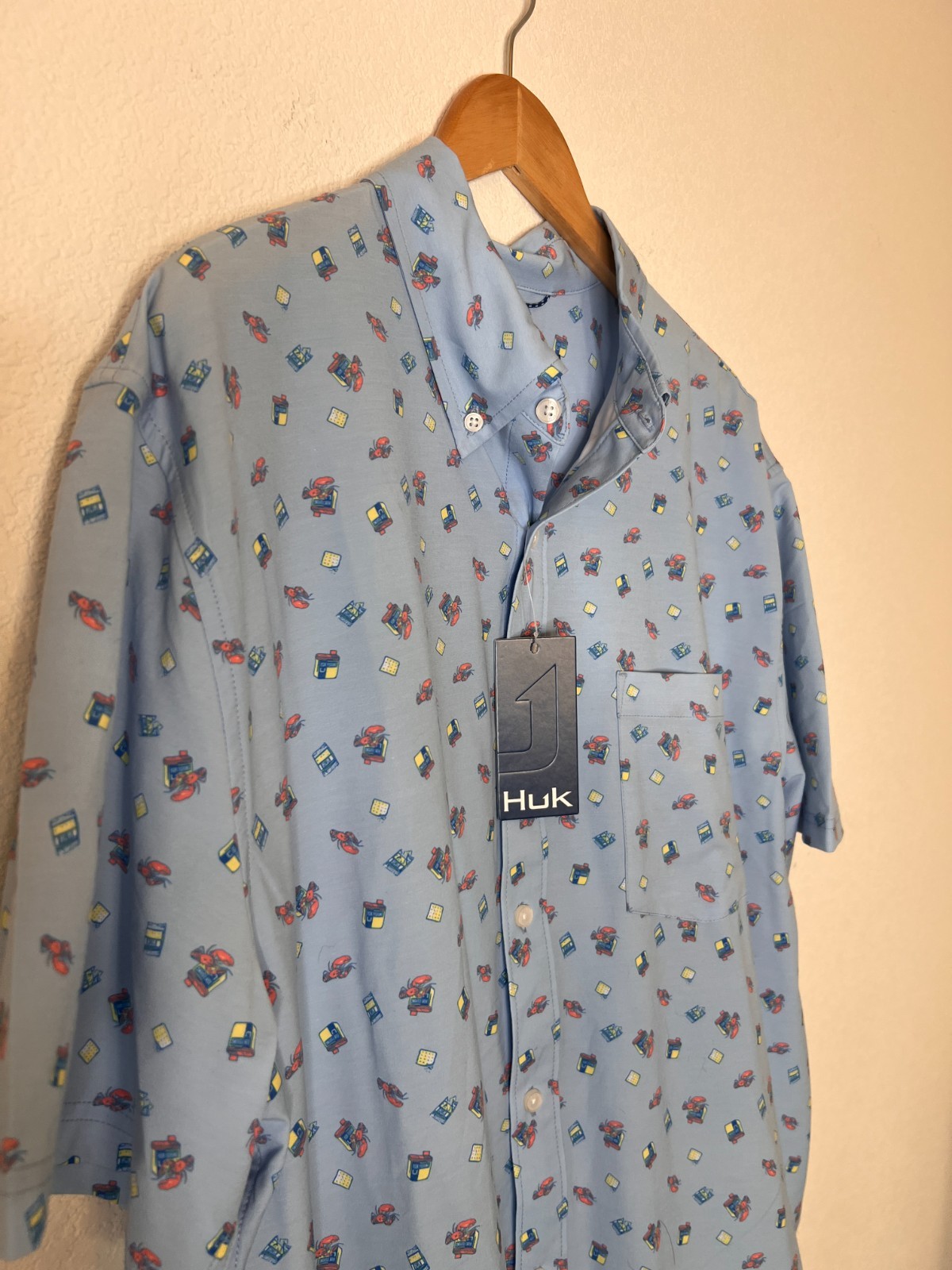 Huk Fishing Shirt UPF 30+ Button Down Short Sleeve Kona Print XL NWT